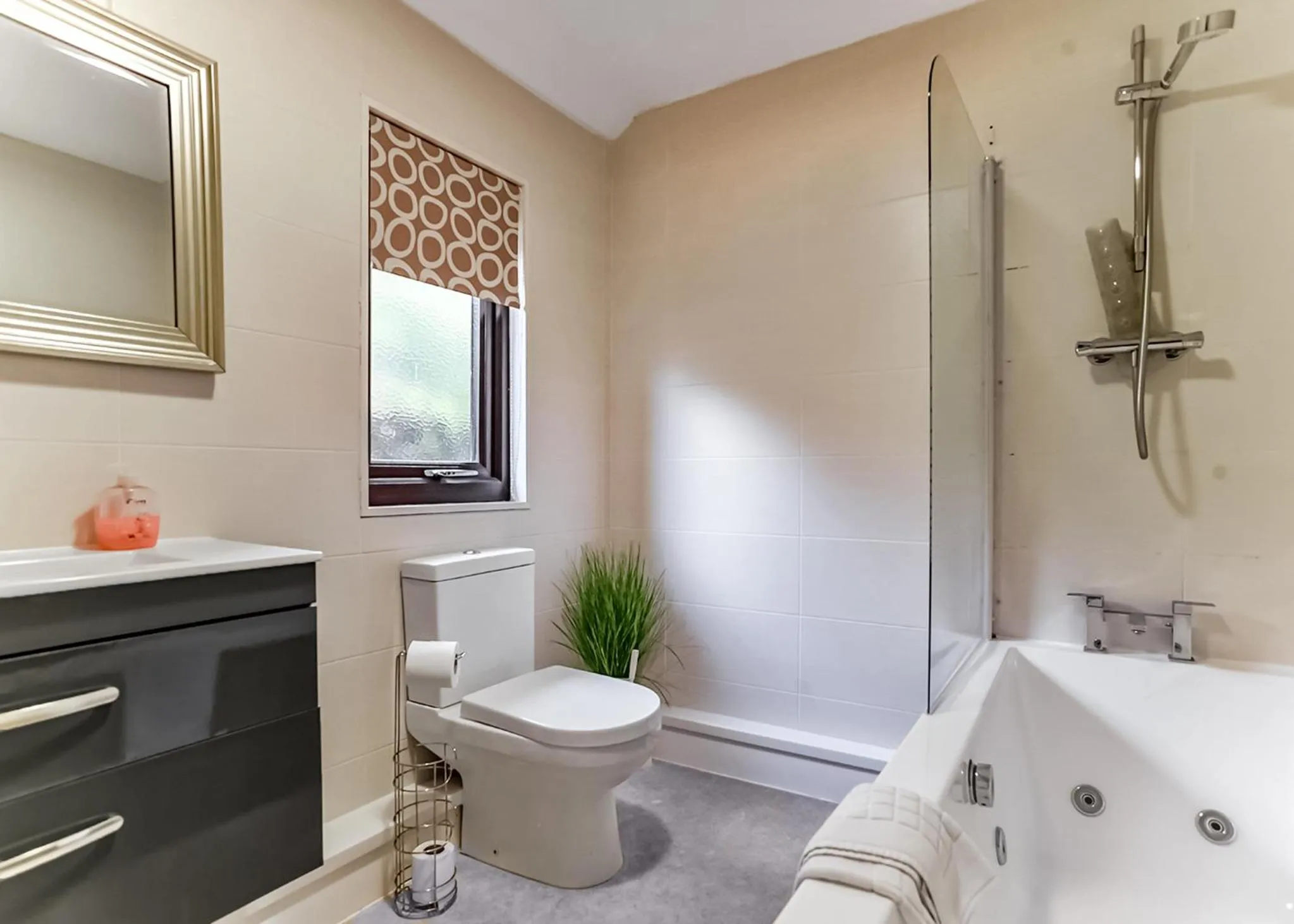 Property building in Herons Lake Retreat