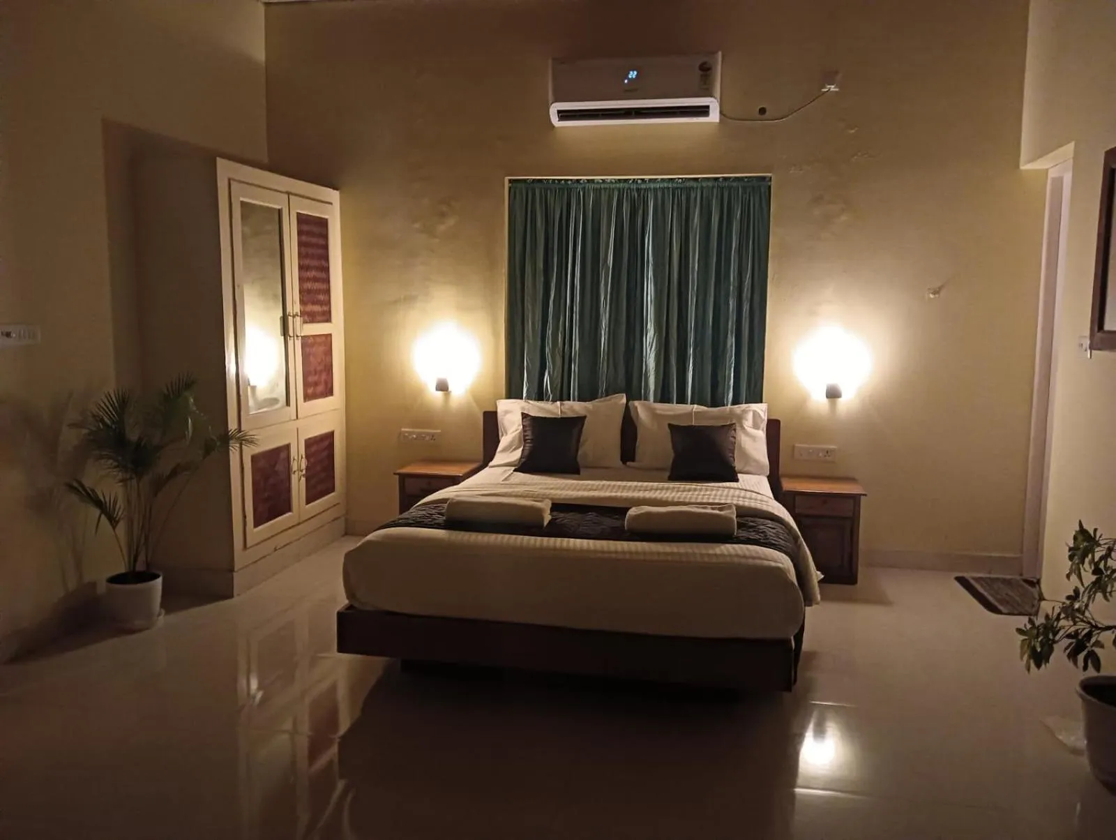 Bed in Om Villa