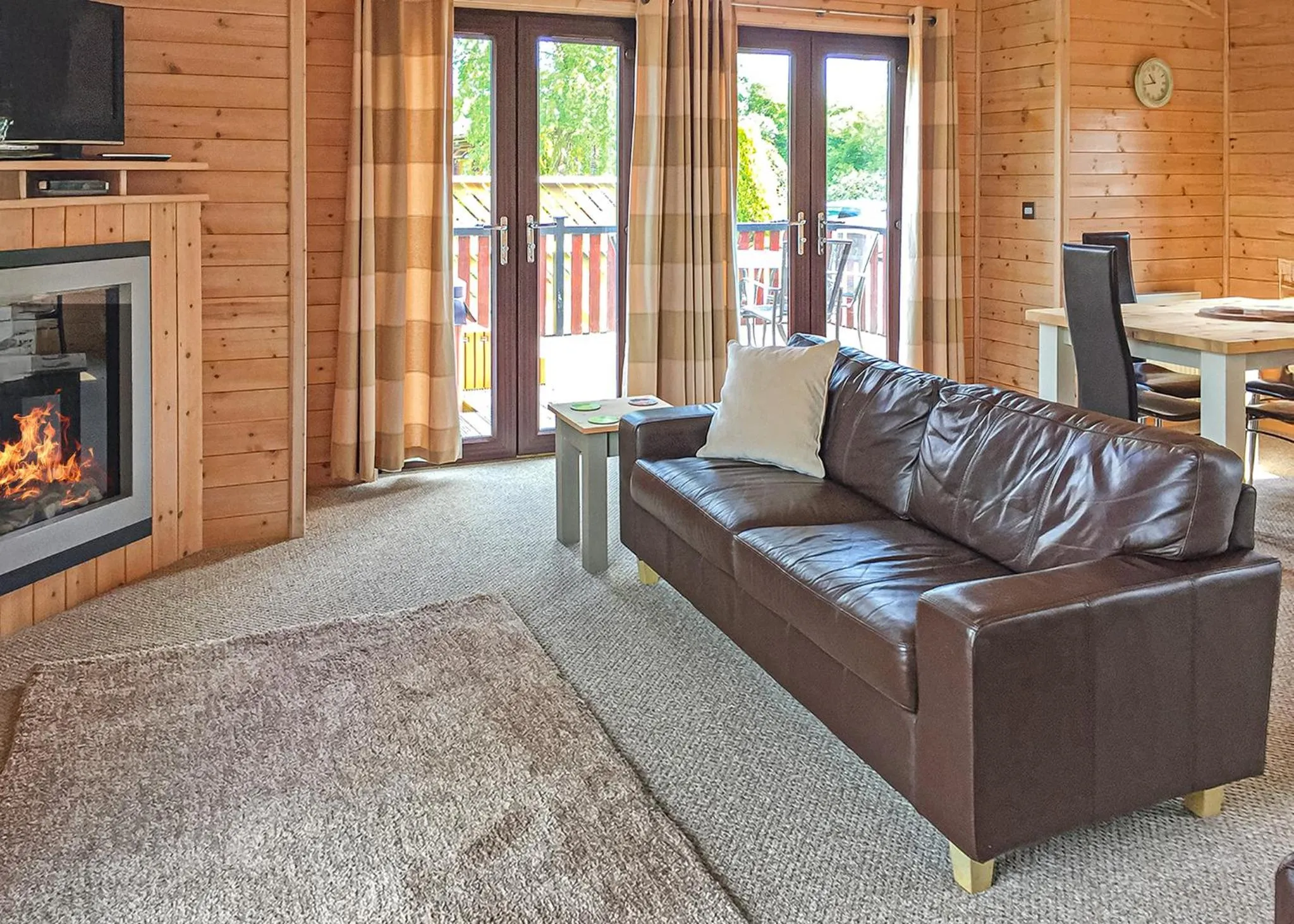 Property building in Hollybrook Lodges