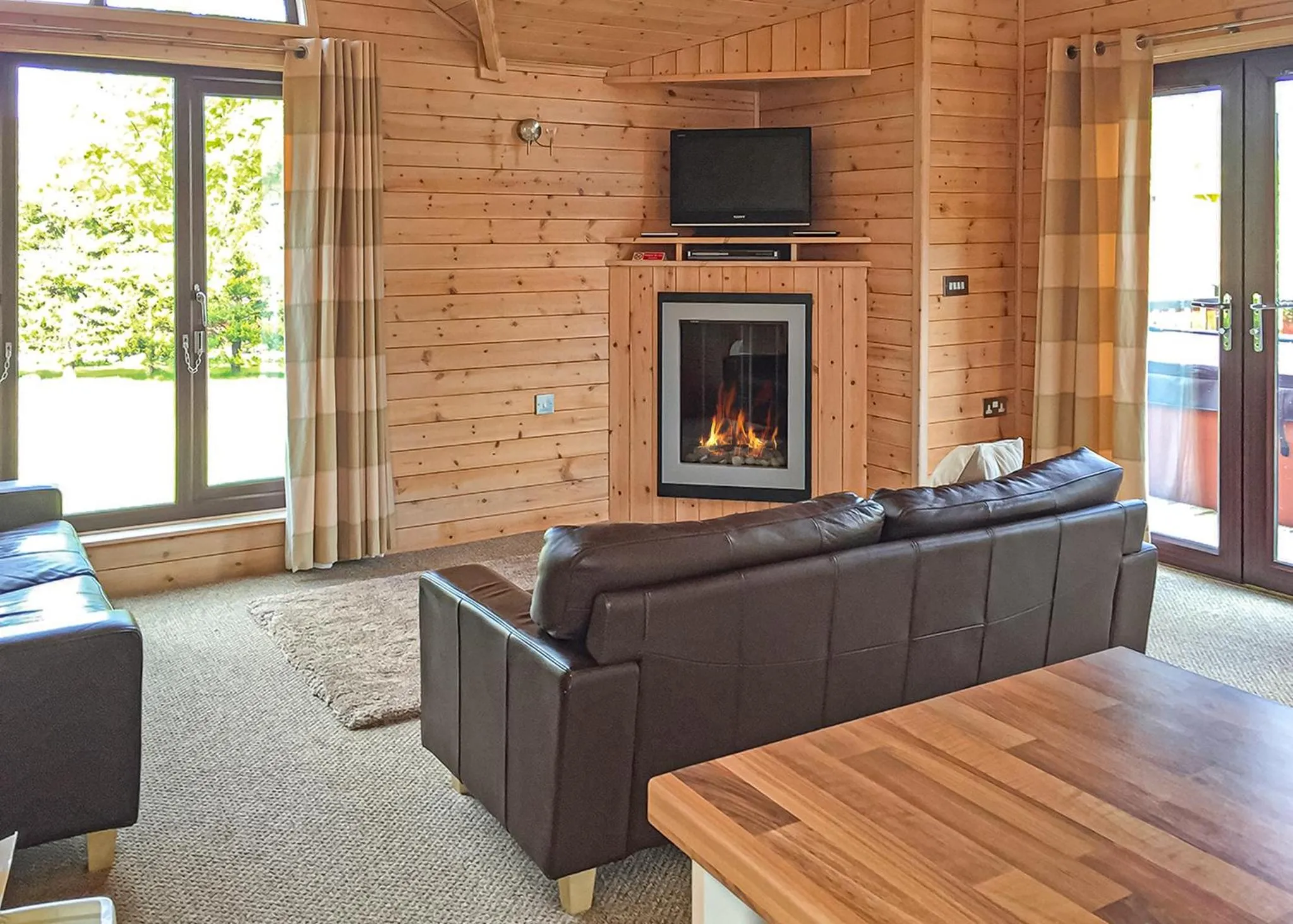 Property building in Hollybrook Lodges