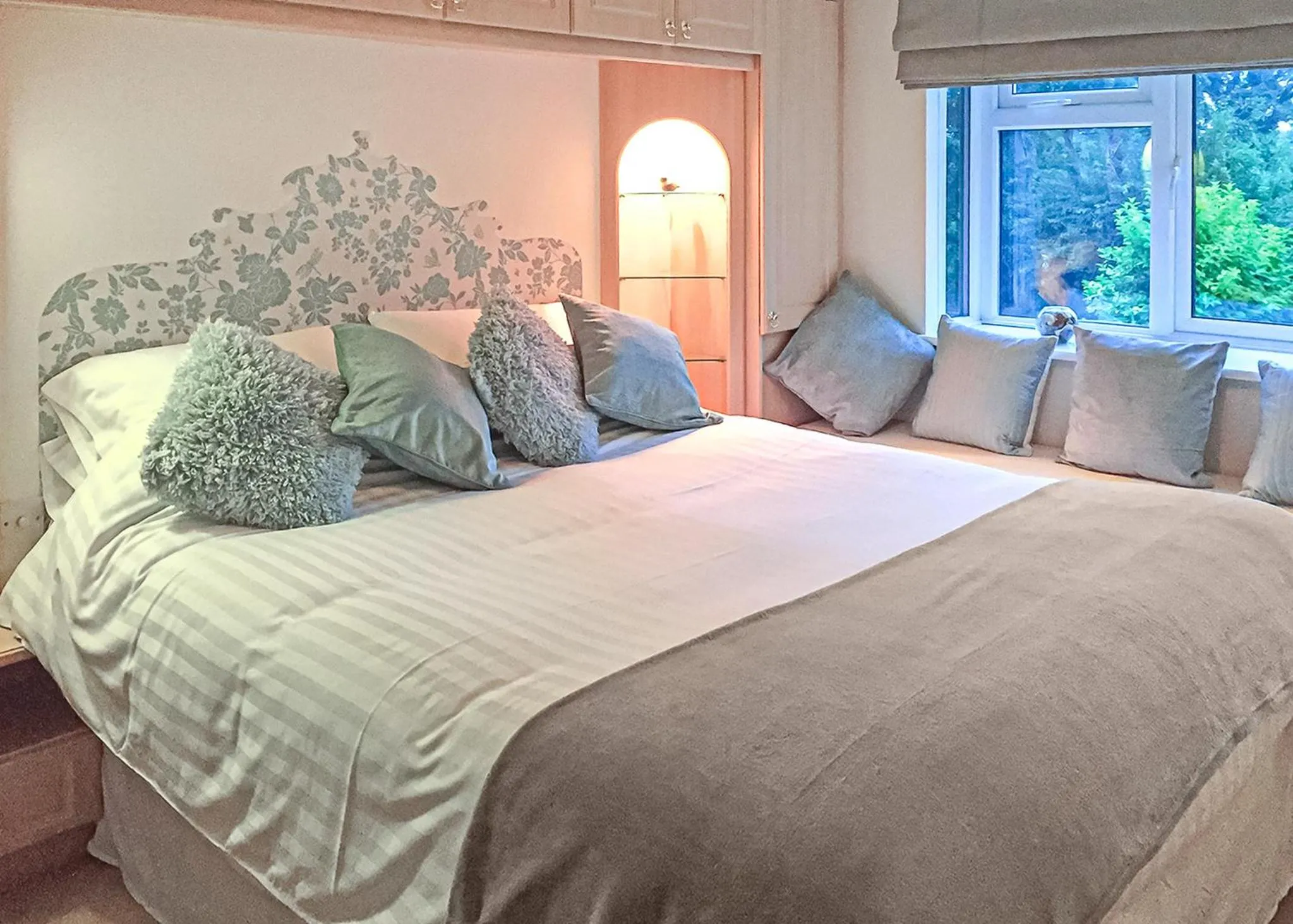 Property building, Bed in Hollybrook Lodges