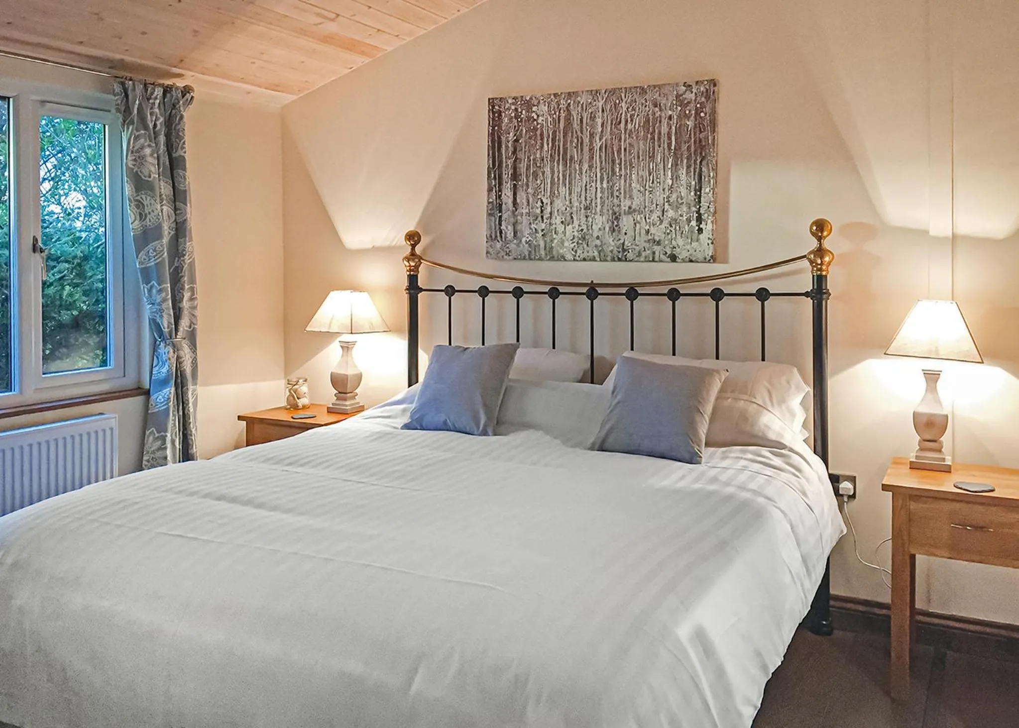 Property building, Bed in Hollybrook Lodges