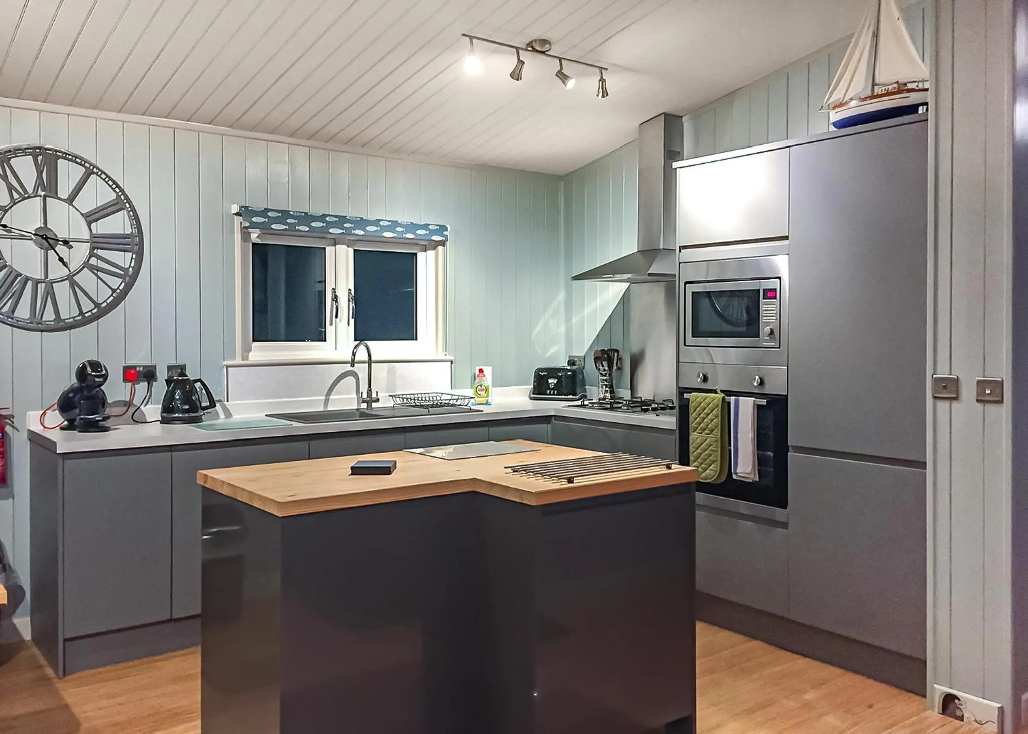 Property building in Hollybrook Lodges