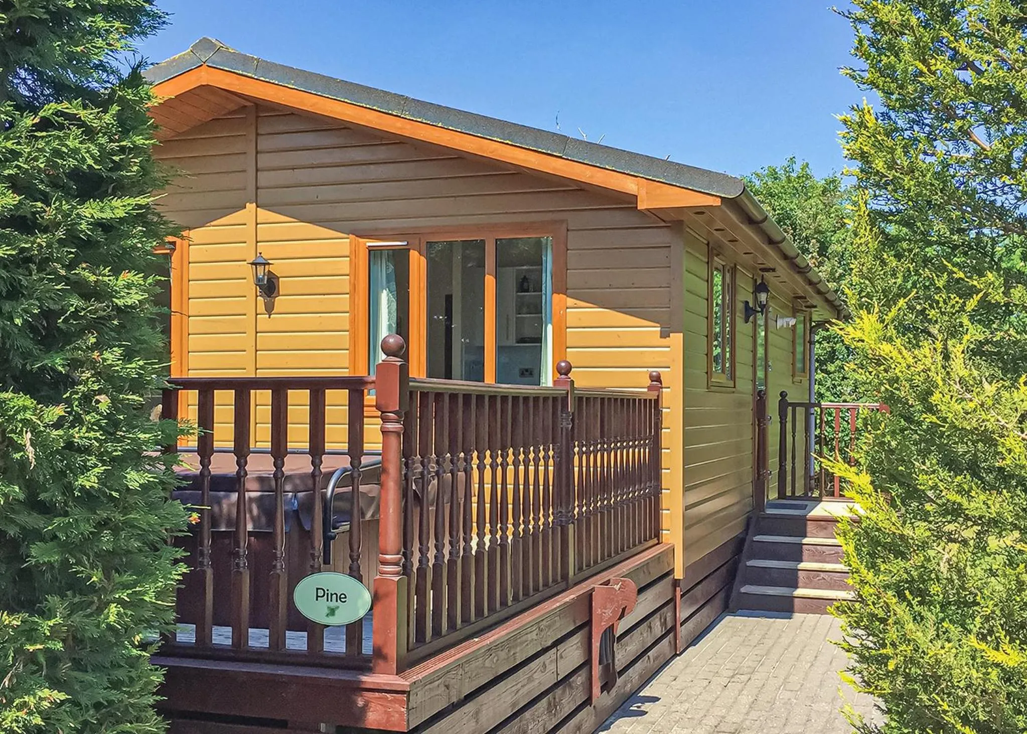 Property building in Hollybrook Lodges