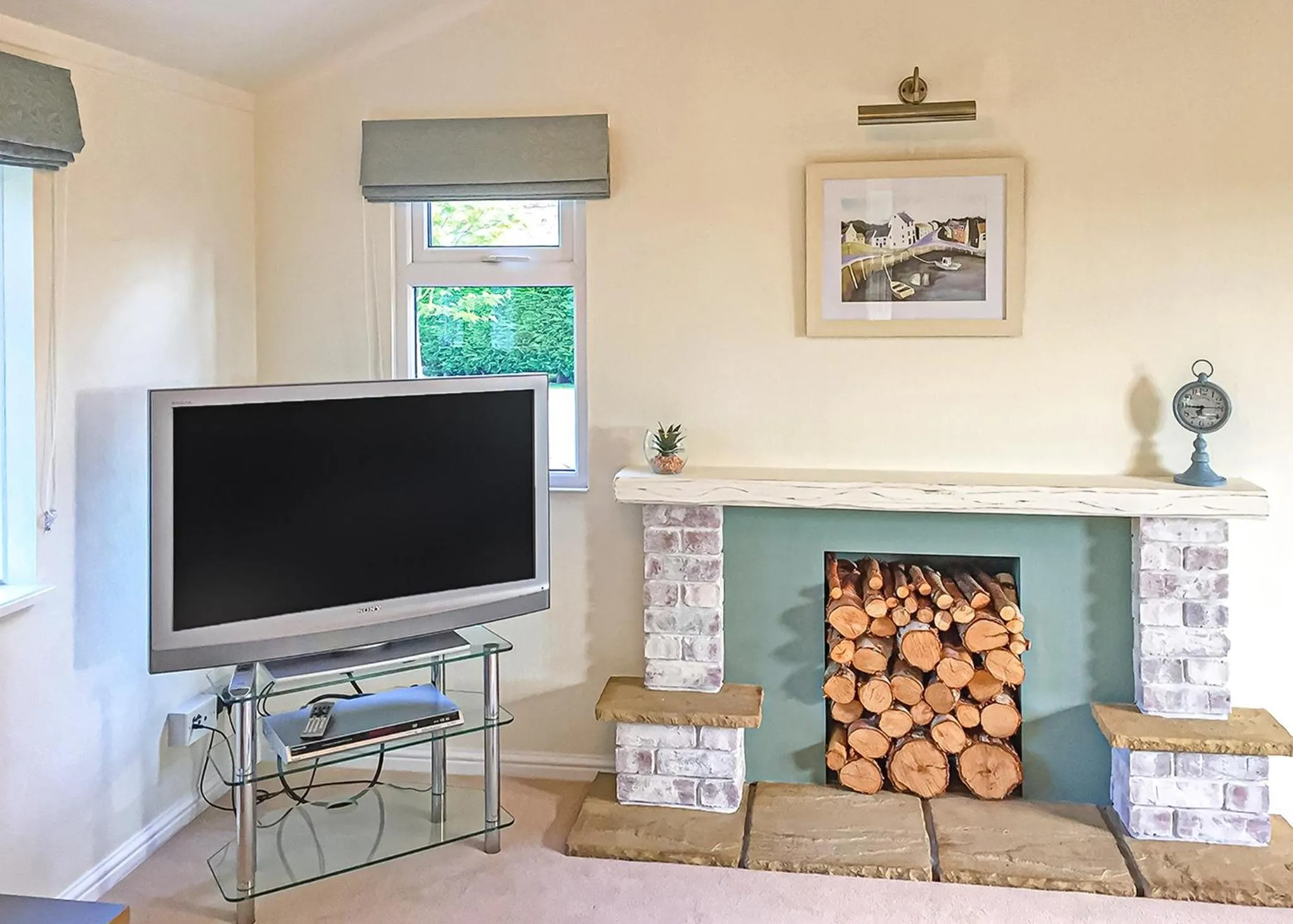 Property building in Hollybrook Lodges