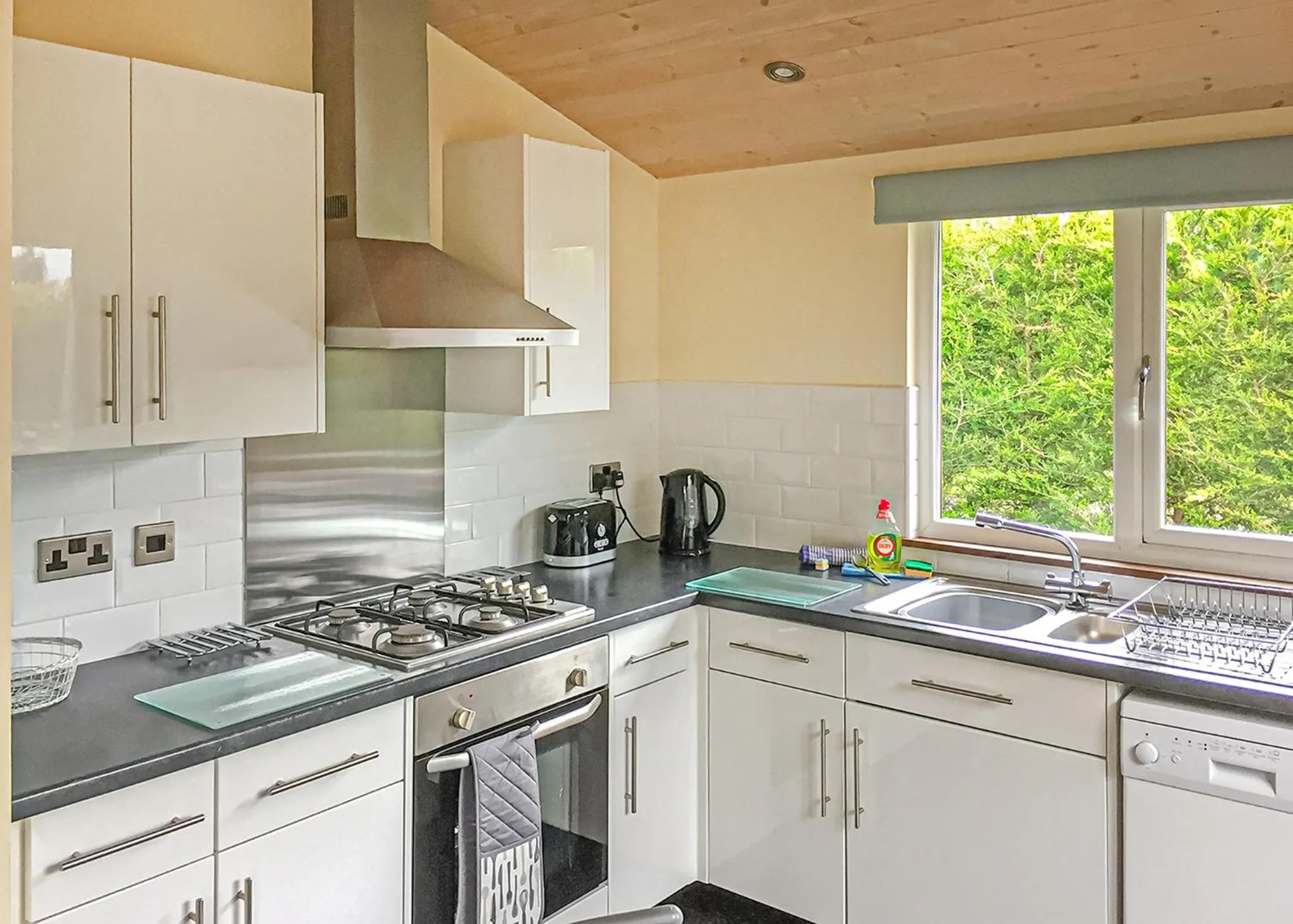 Property building in Hollybrook Lodges