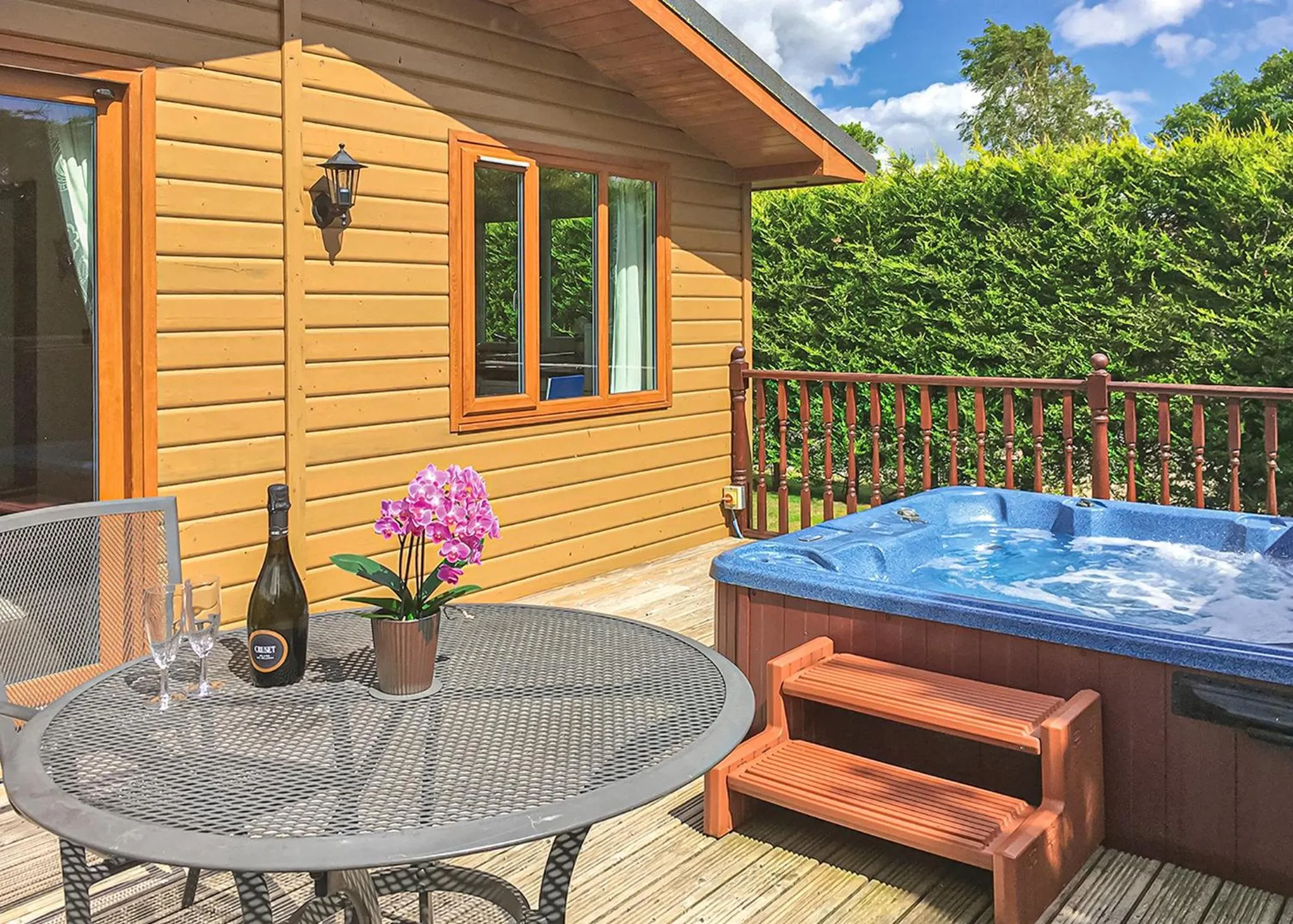 Property building in Hollybrook Lodges