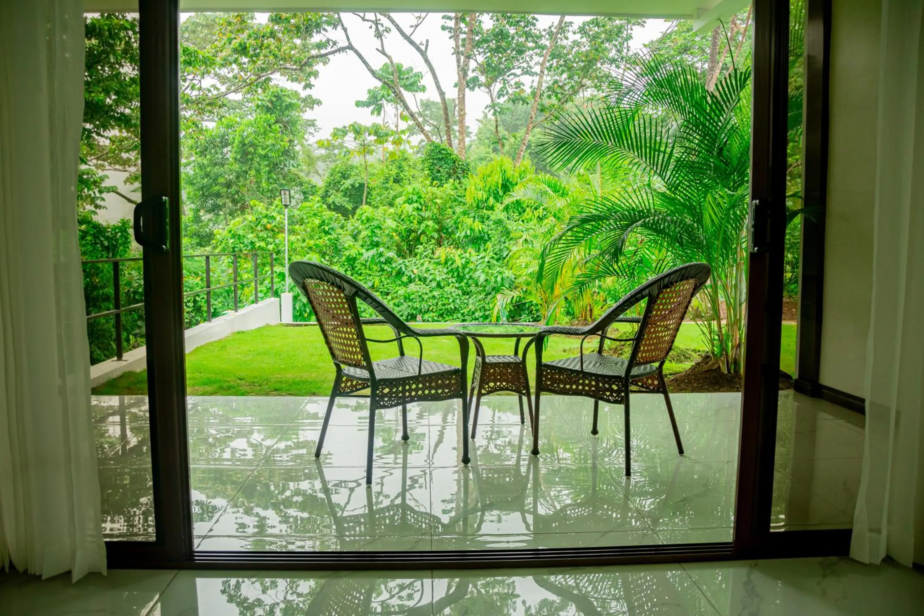 Garden view in Hotel Sanctuarium Adults Only