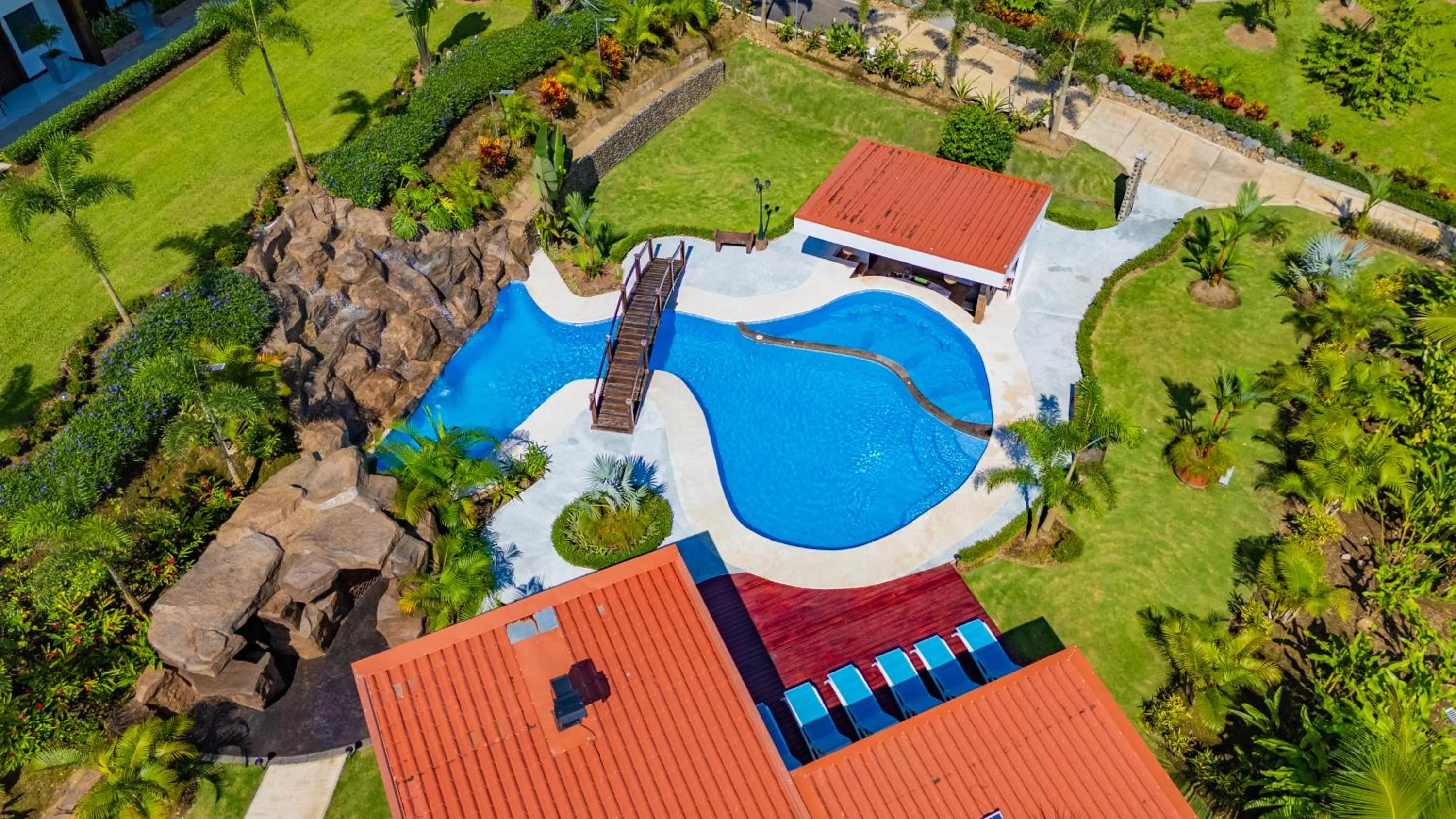 Property building in Hotel Sanctuarium Adults Only