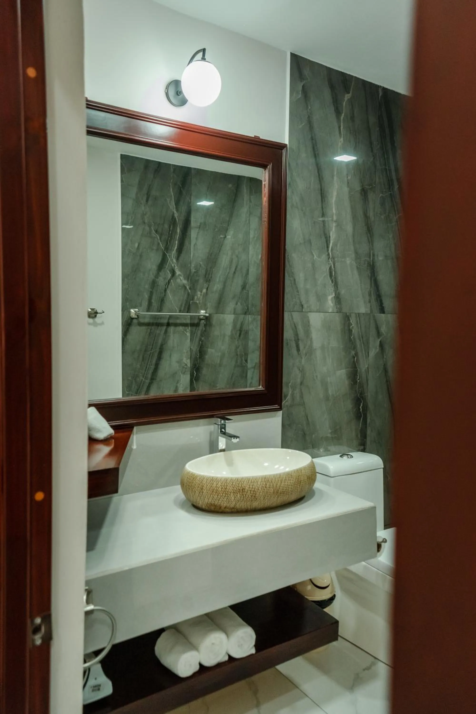 Shower in Hotel Sanctuarium Adults Only