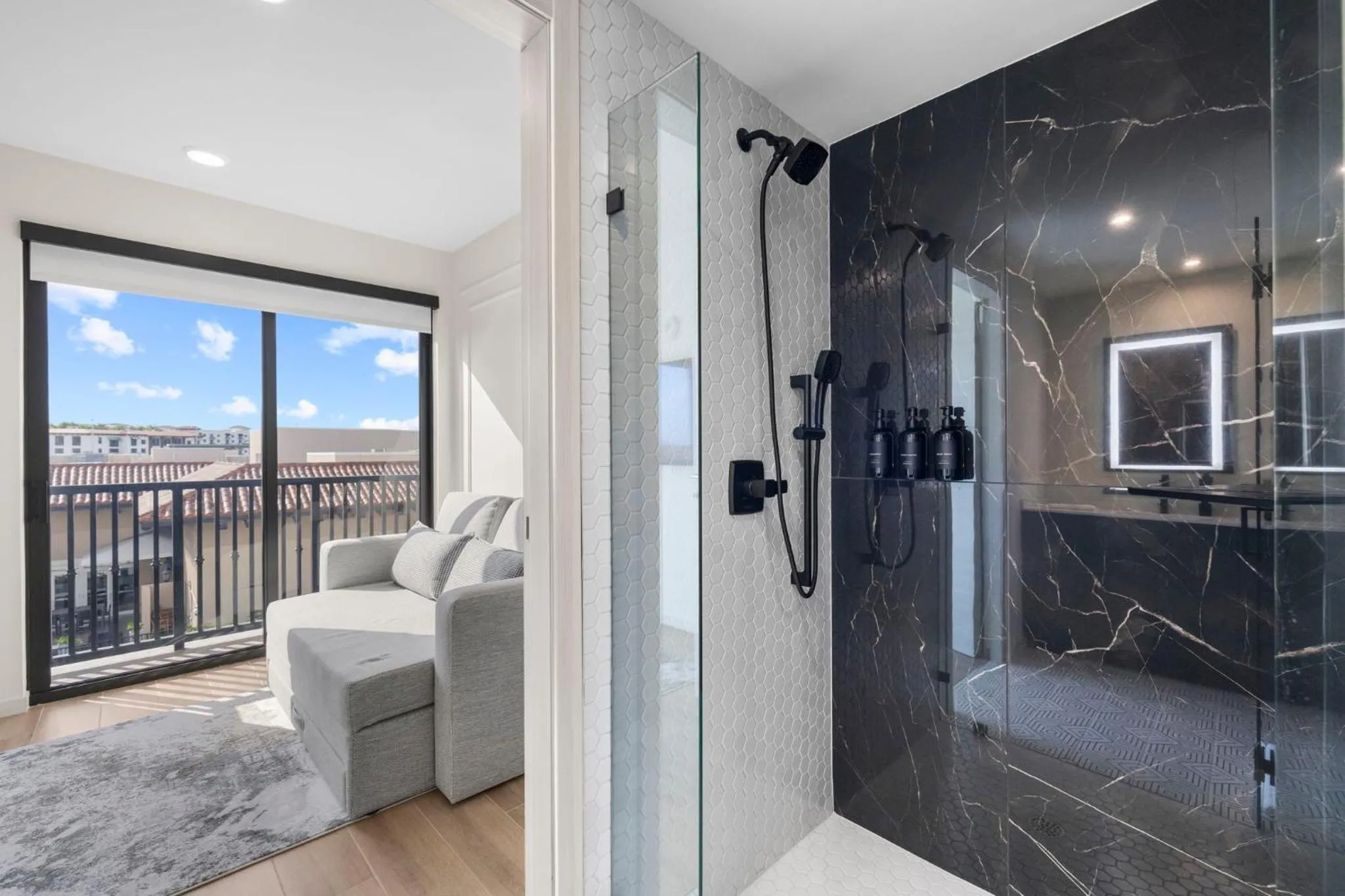Shower in The Avenue Hotel Coral Gables