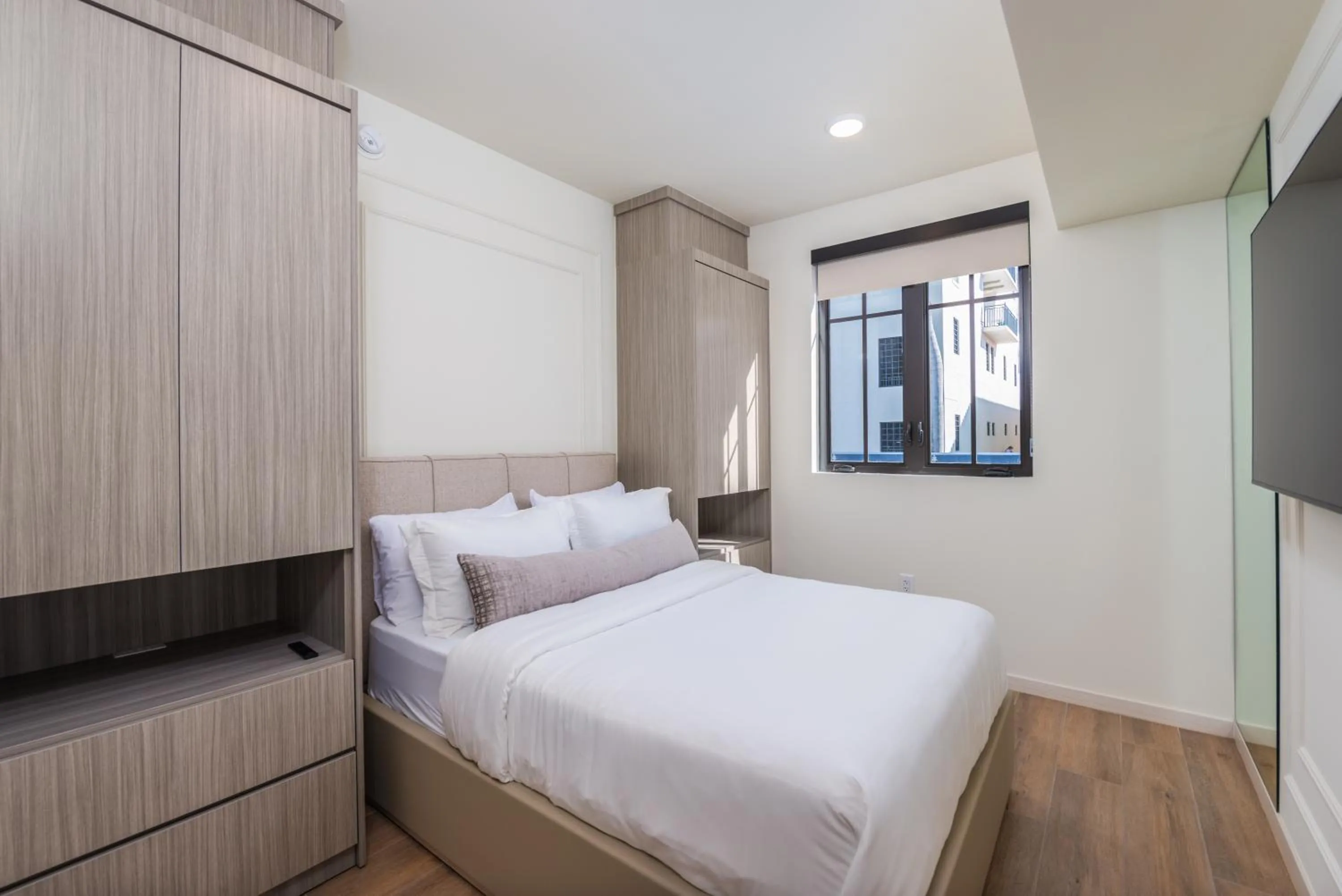 Bedroom, Bed in The Avenue Hotel Coral Gables