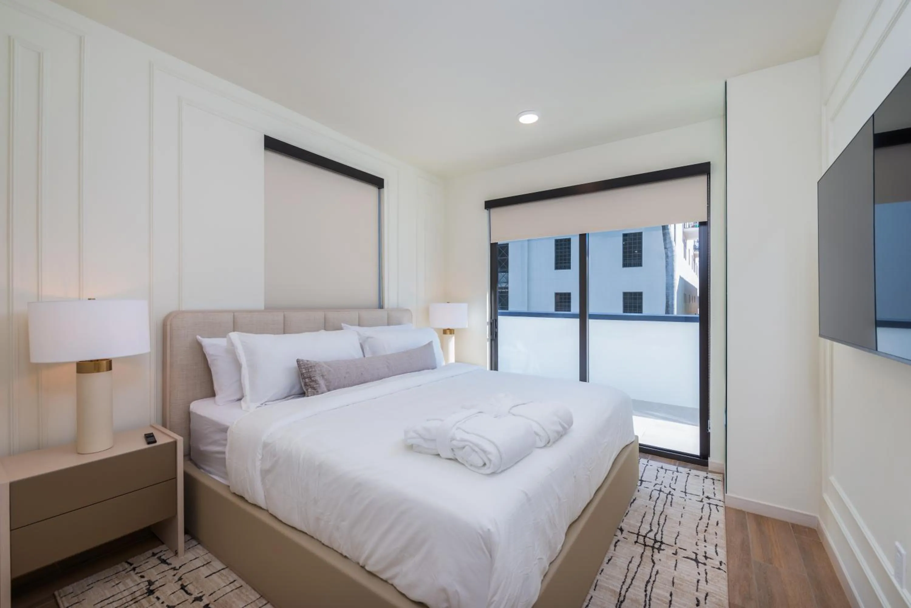 Bed in The Avenue Hotel Coral Gables