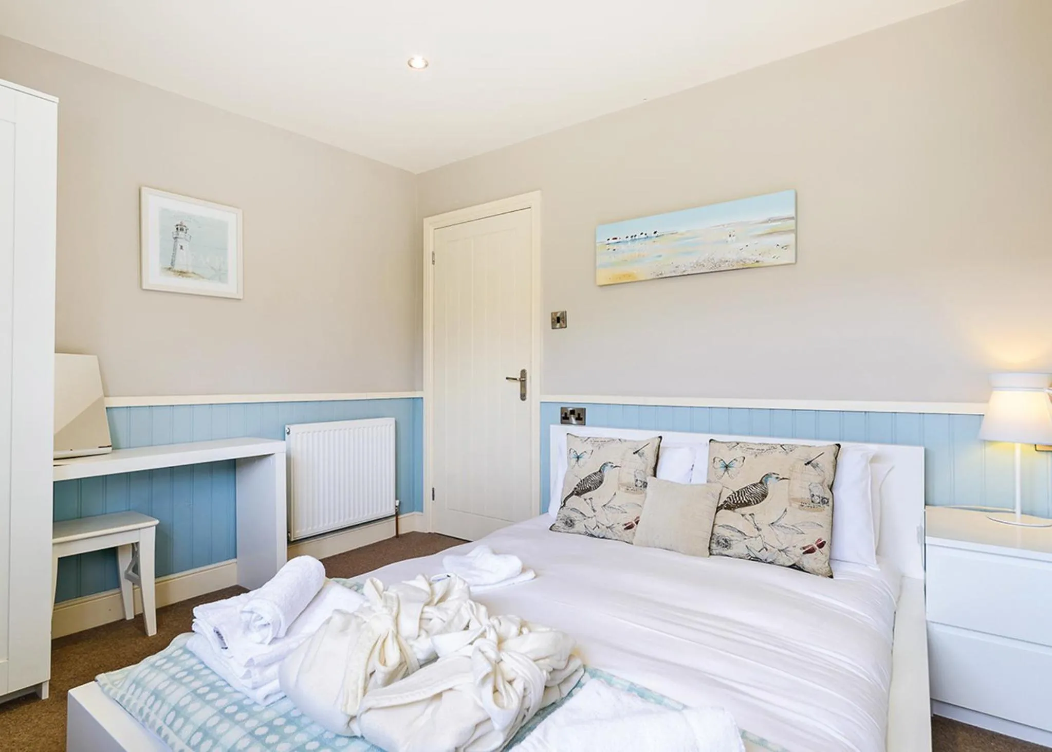 Property building, Bed in Pickering Lodges