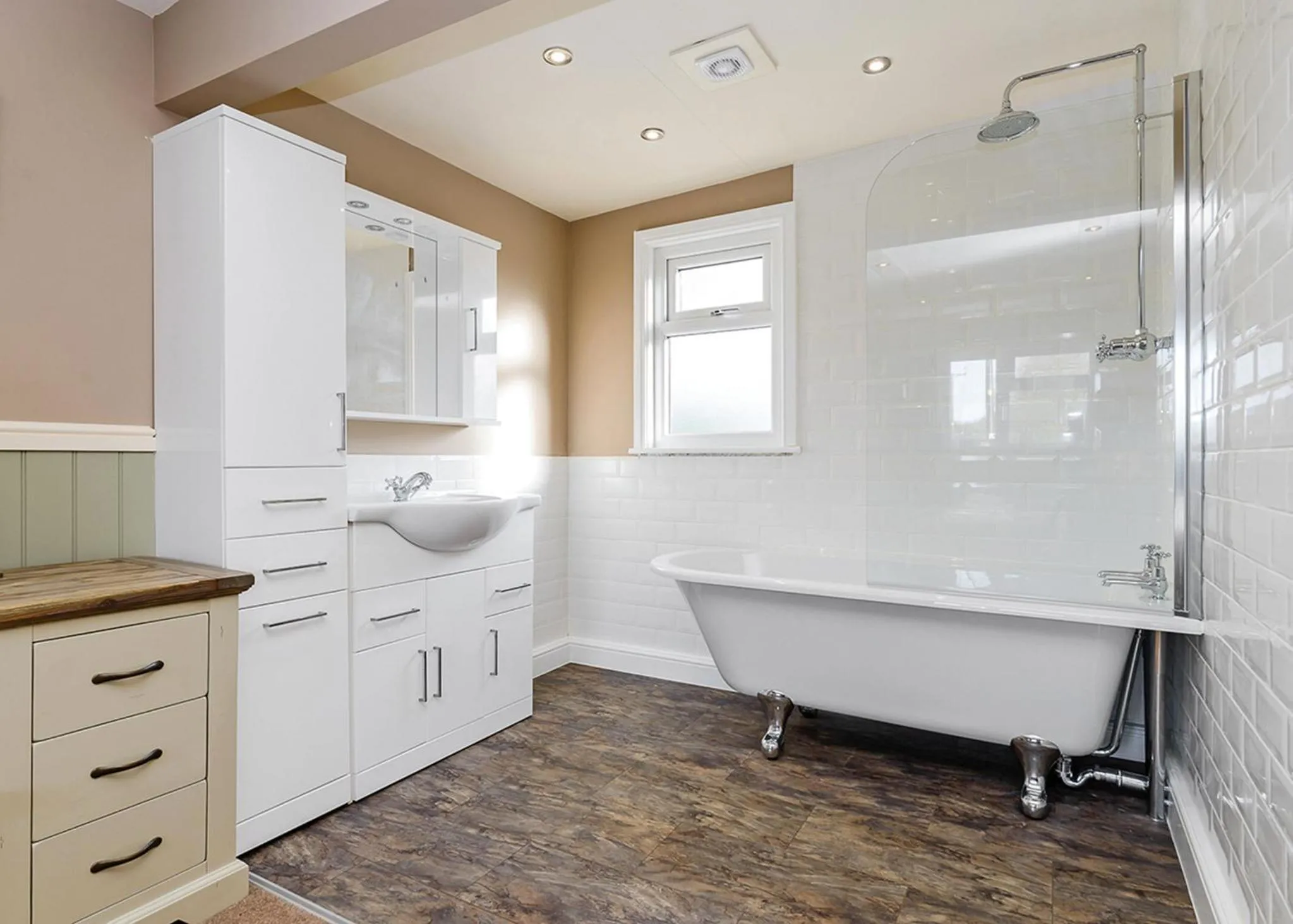 Property building in Pickering Lodges