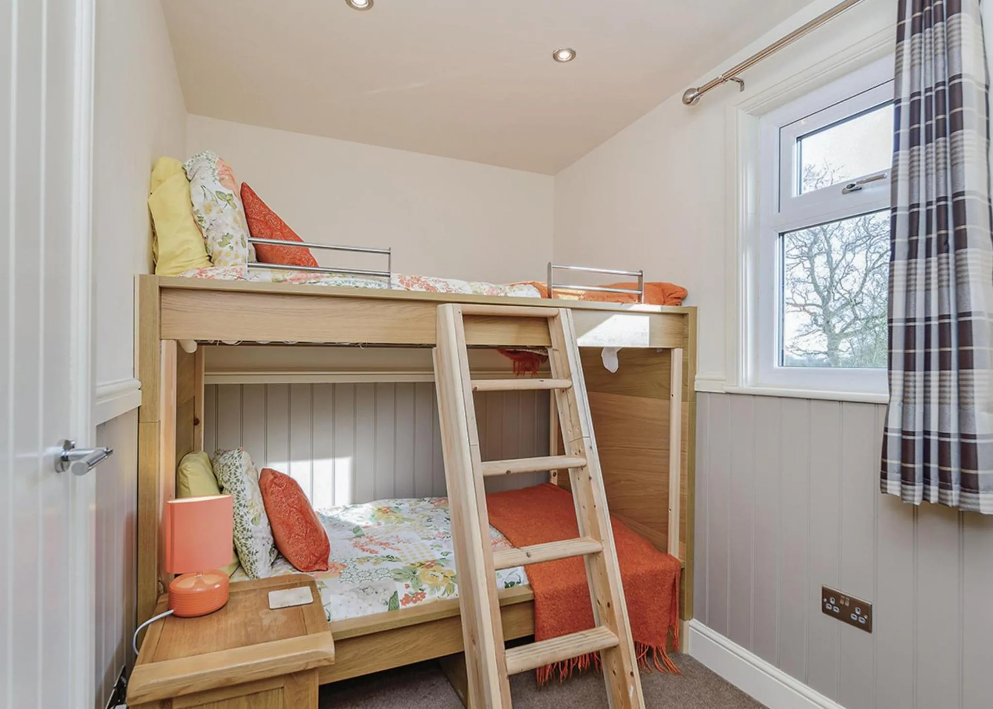 Property building, Bed in Pickering Lodges