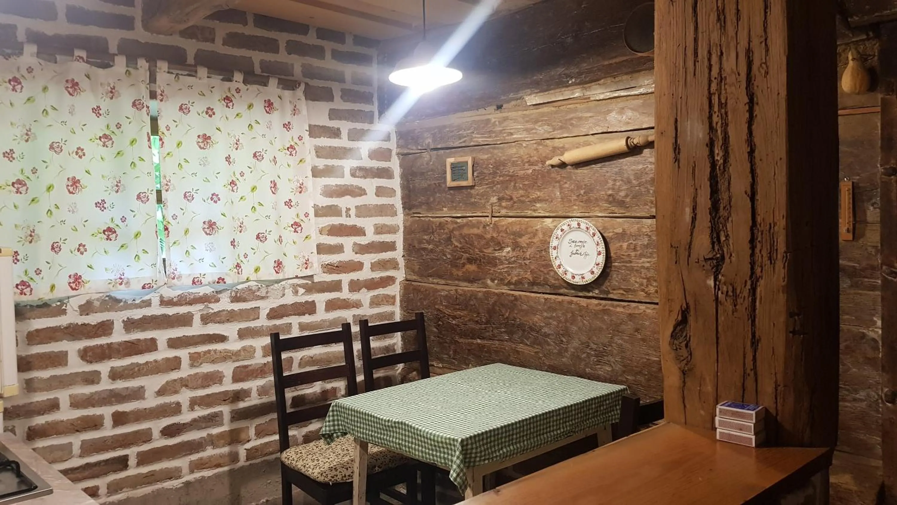 Farmica, Bed&Breakfast, Bazen izdvojen nekoliko minuta hoda