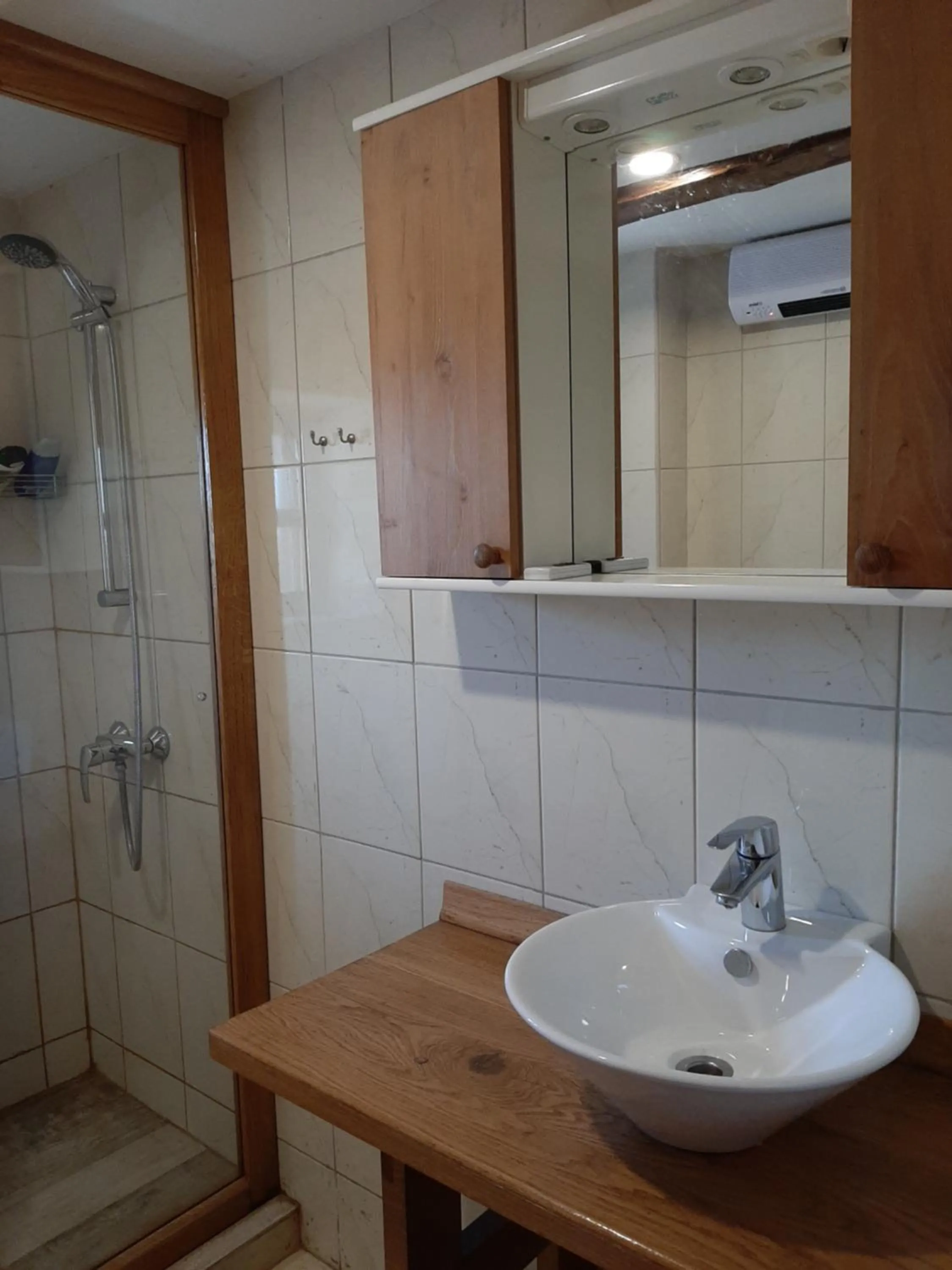 Farmica, Bed&Breakfast, Bazen izdvojen nekoliko minuta hoda