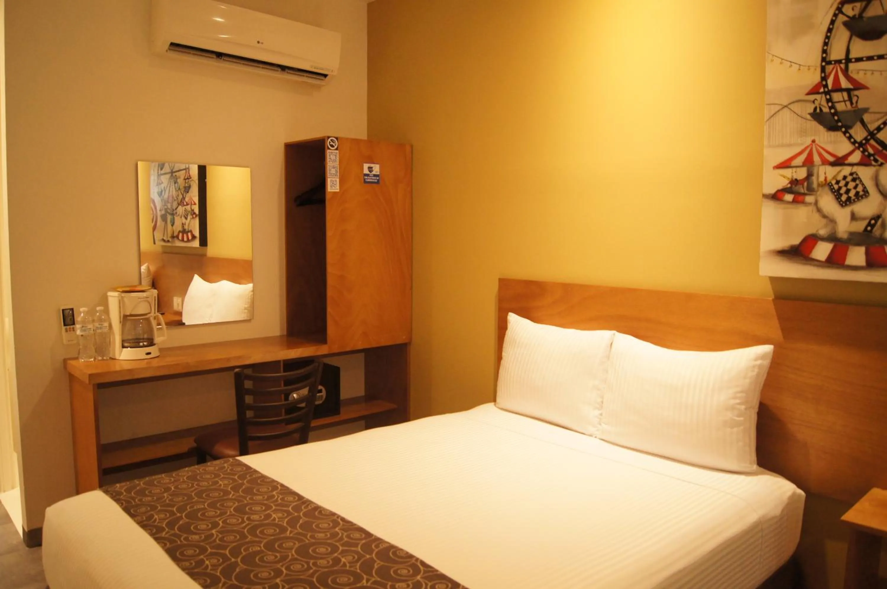 Bedroom, Bed in AM Hotel y Plaza