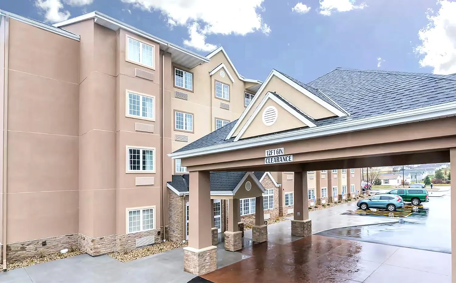 Property building in Coratel Inn & Suites By Jasper Rochester