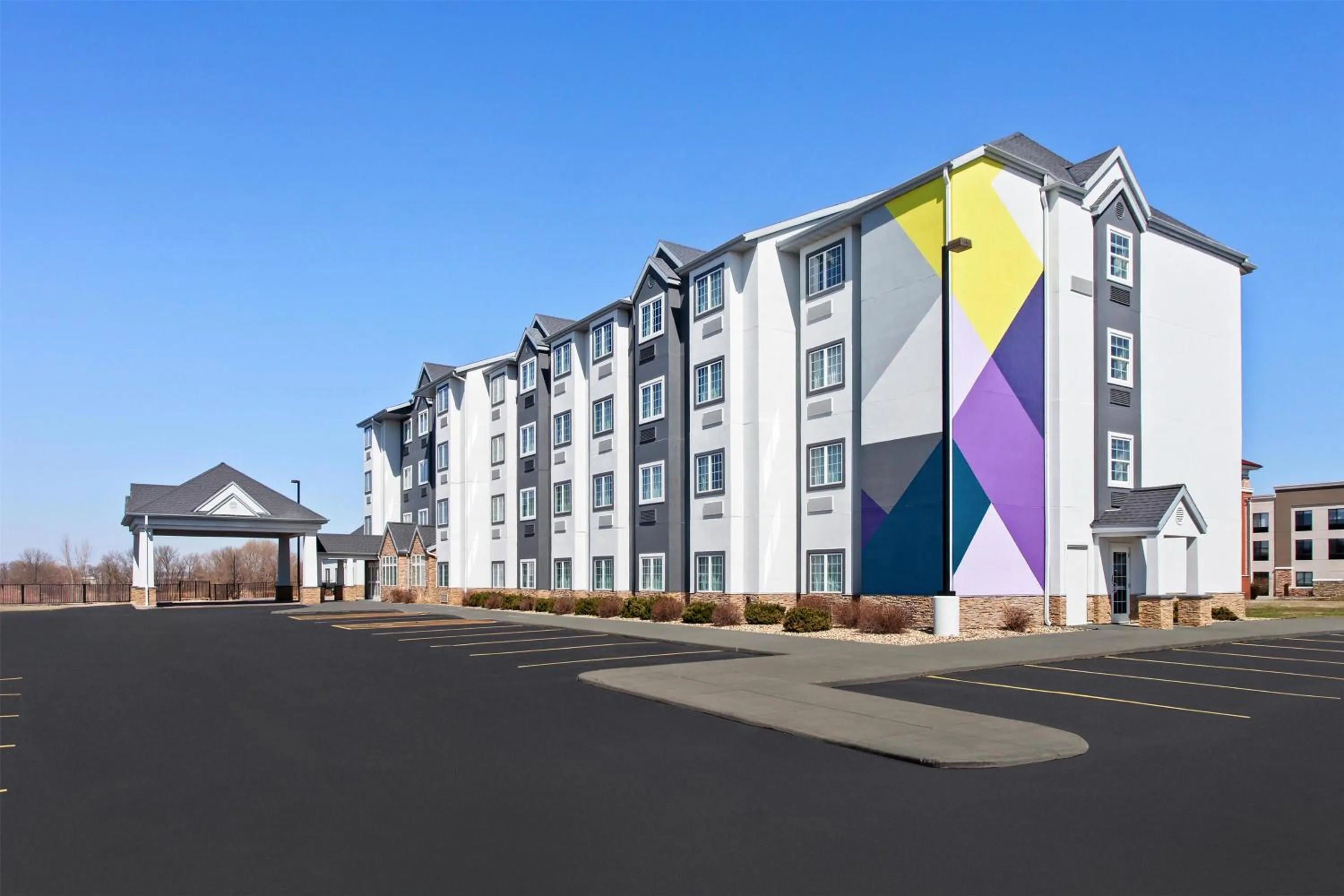 Property building in Spark by Hilton Rochester South