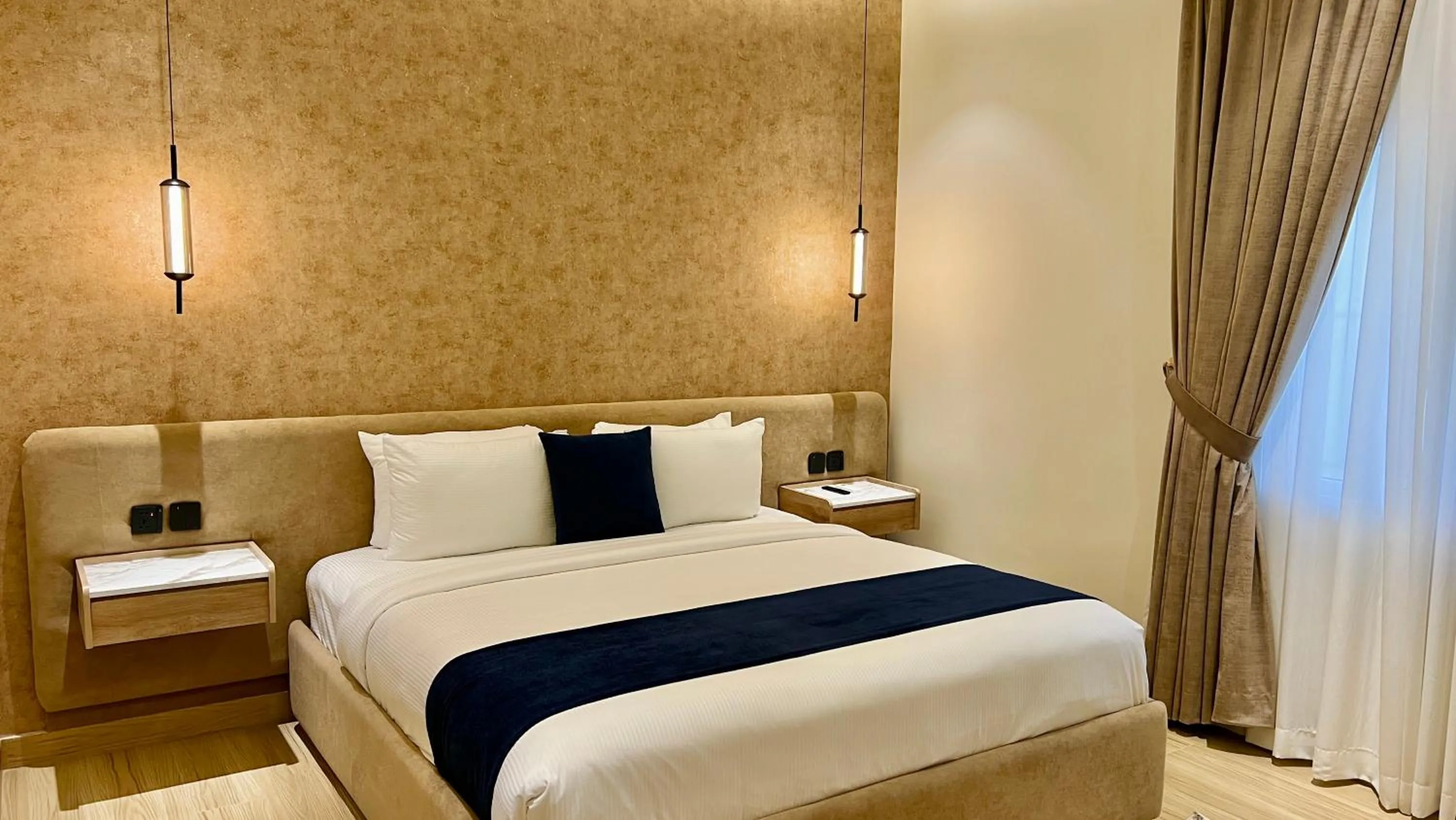 Deluxe Double or Twin Room - single occupancy in Aurhom By Royal Inn