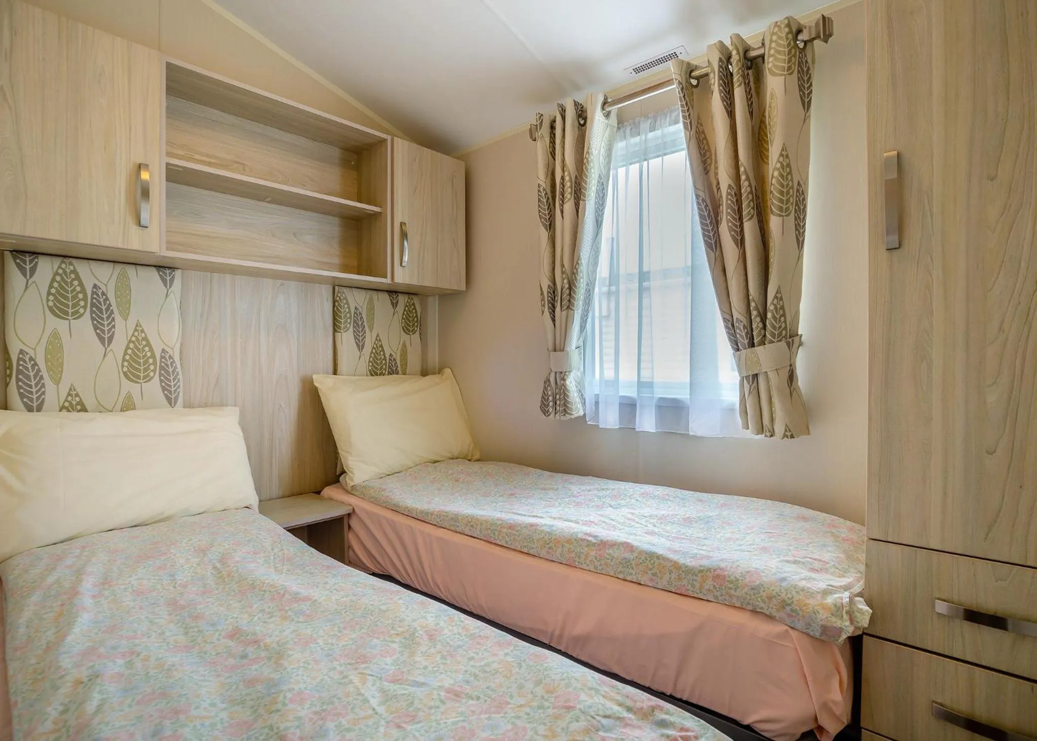 Property building, Bed in Seadown Park