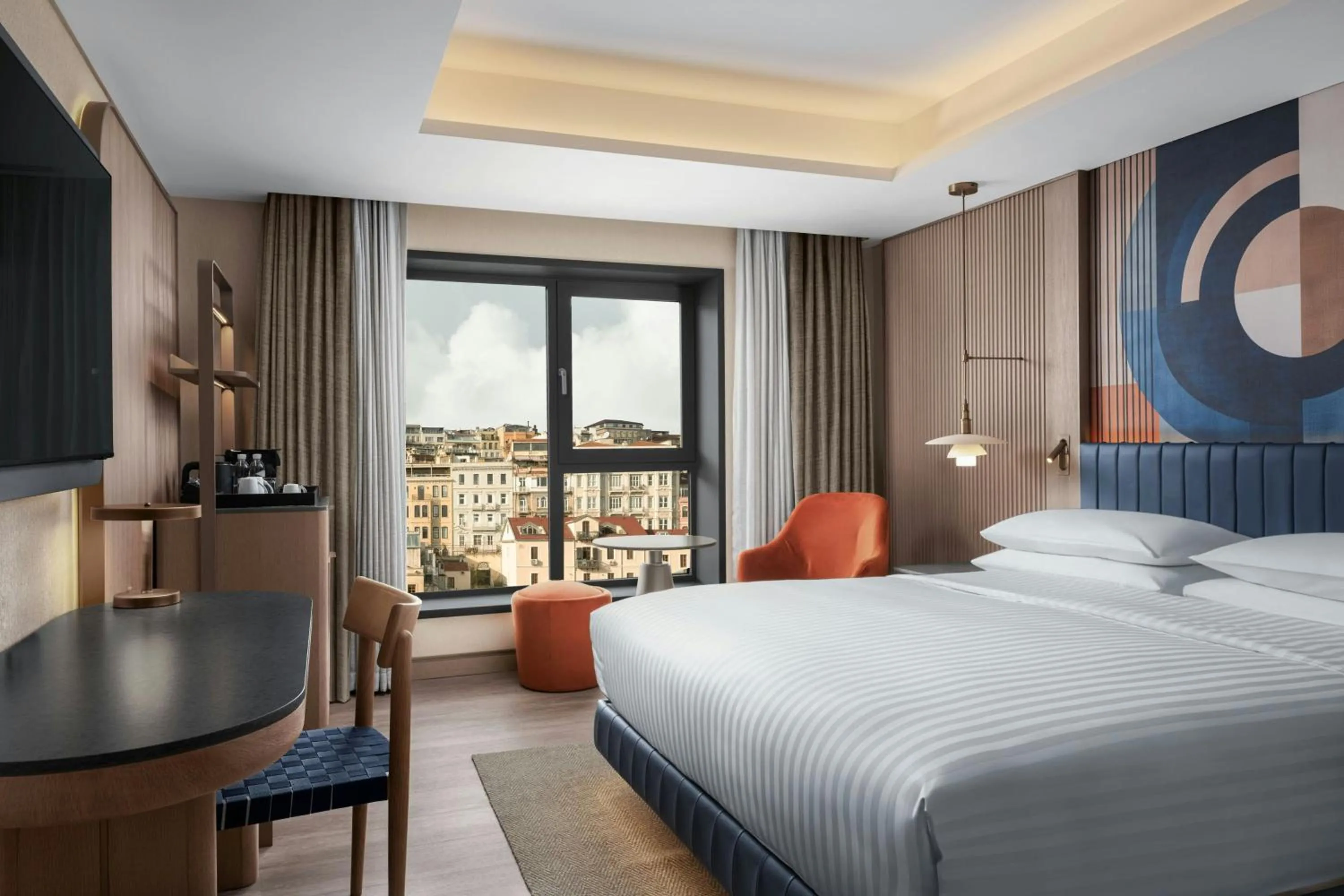 Deluxe Guest Room, 1 King Bed, City View in Delta Hotels by Marriott Istanbul Karakoy