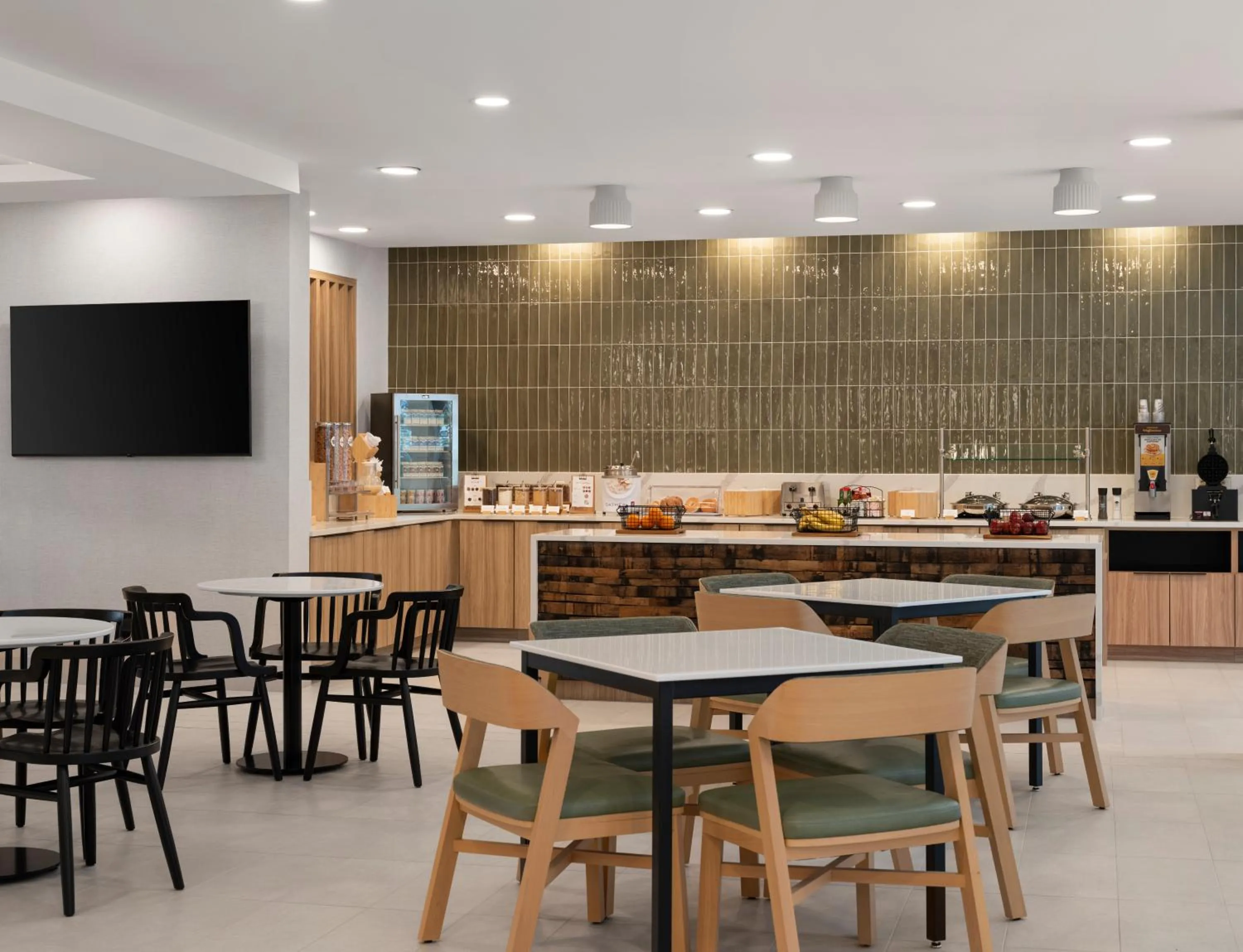 Restaurant/places to eat in Fairfield by Marriott Inn & Suites Corbin