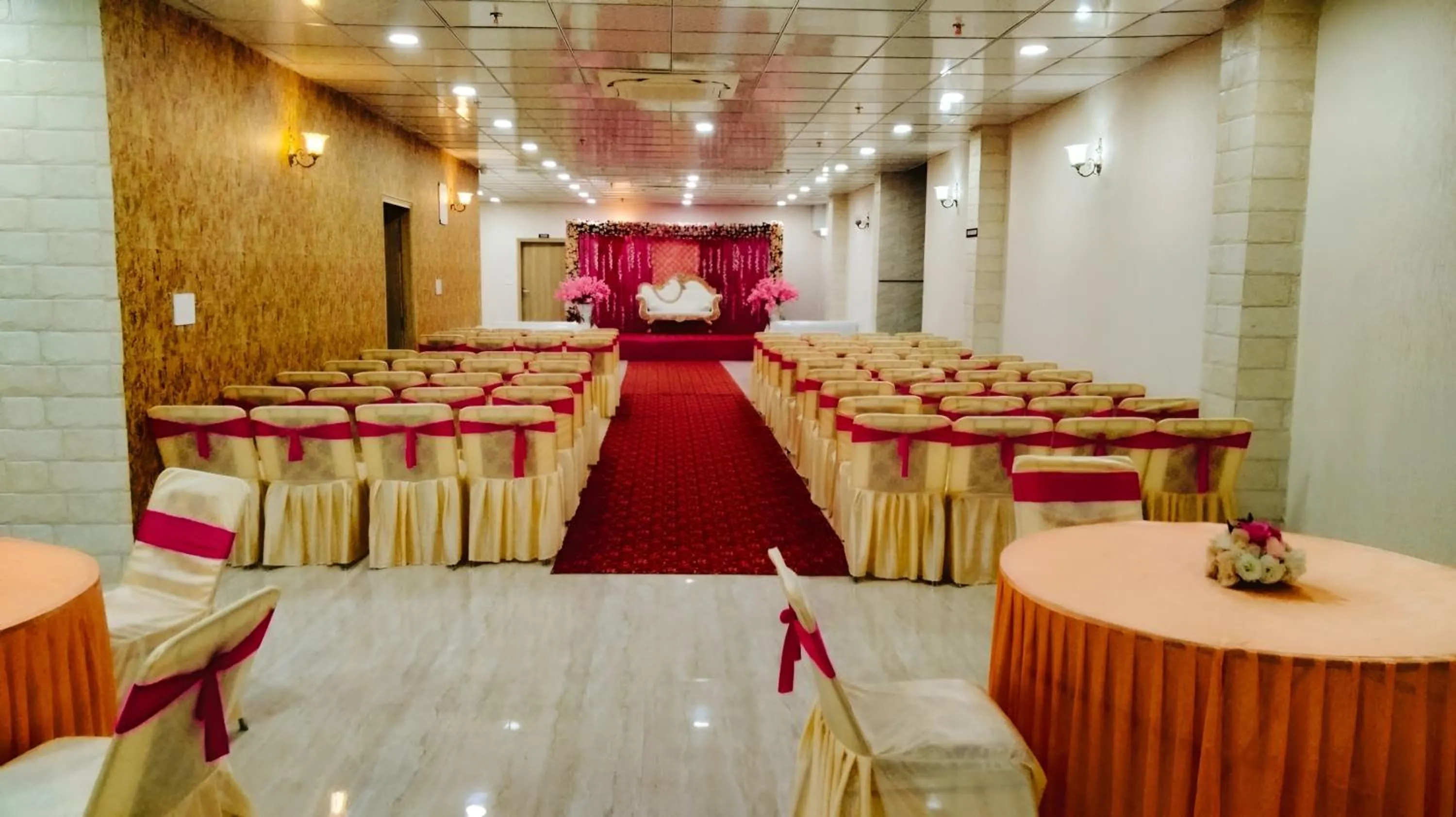 wedding in Indra Palace