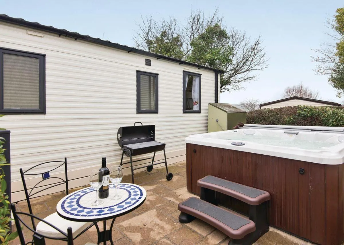 Hot Tub in Tan Rallt Holiday Park & Spa