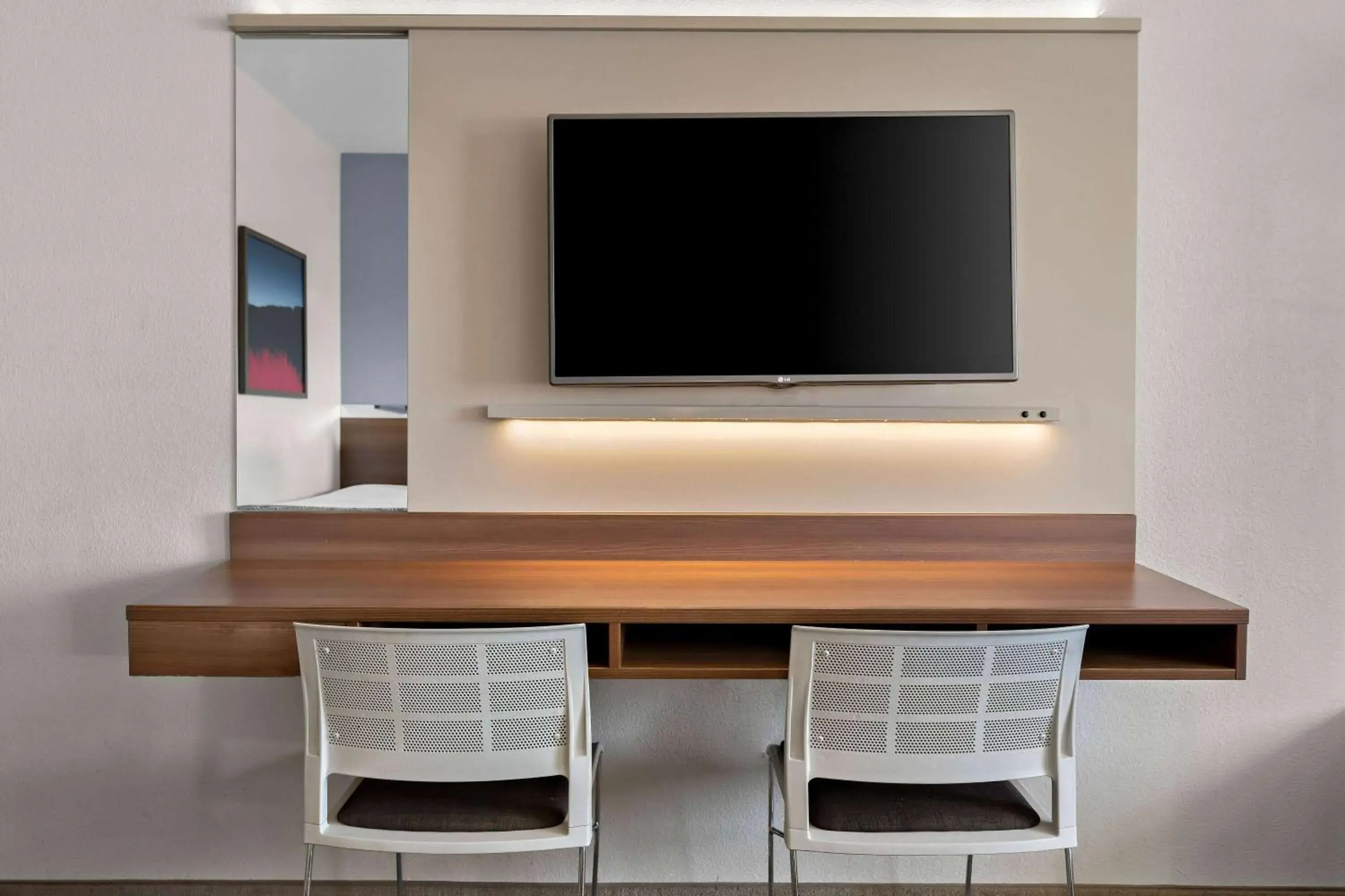 Bed in Microtel Inn & Suites by Wyndham Sweetwater Bed in Microtel Inn & Suites by Wyndham Sweetwater