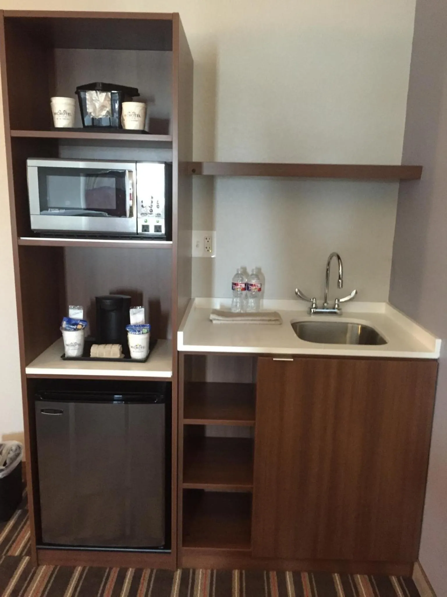 Kitchen or kitchenette in Microtel Inn & Suites by Wyndham Sweetwater