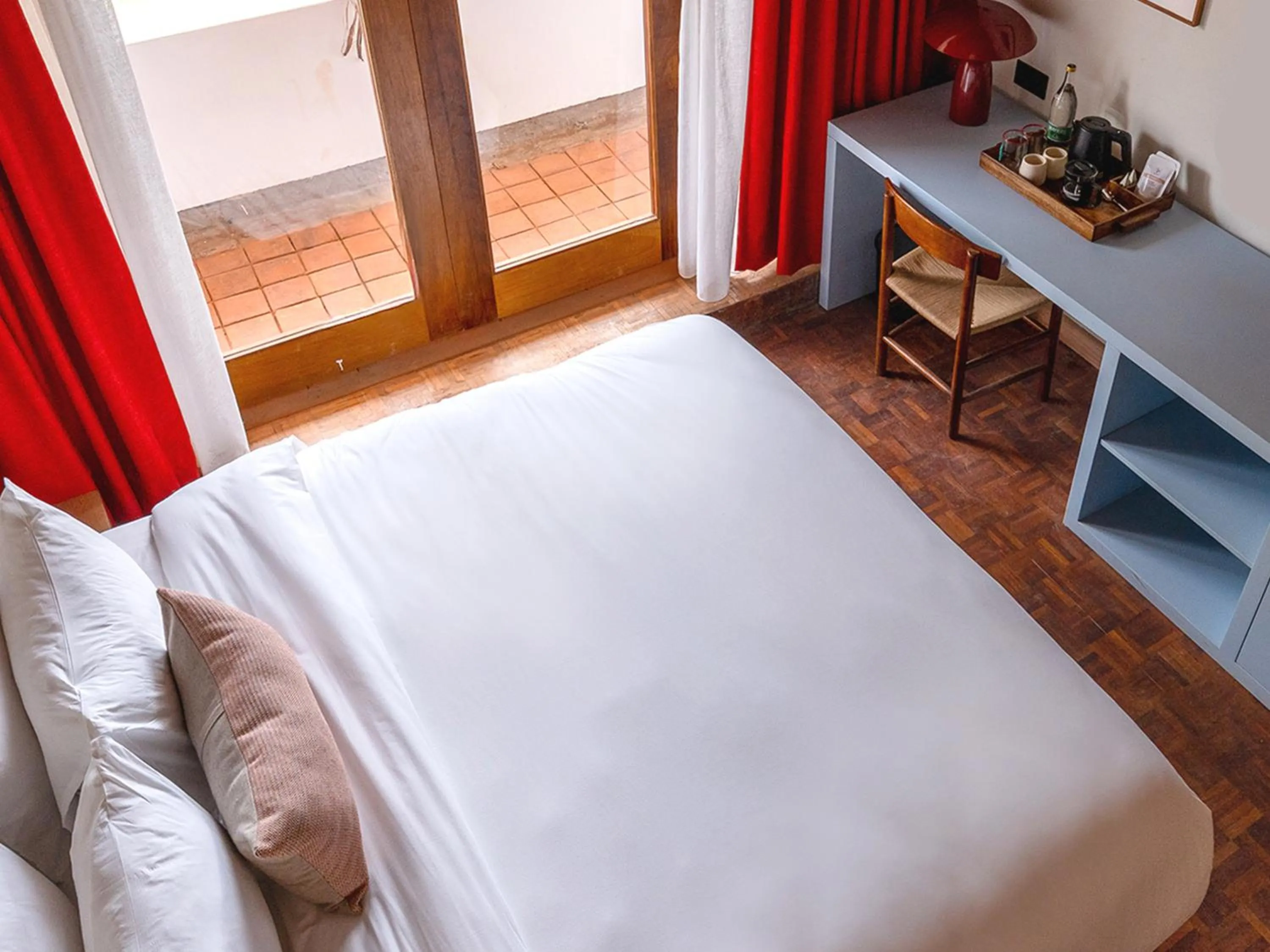 Balcony/Terrace, Bed in Céline & Lolo