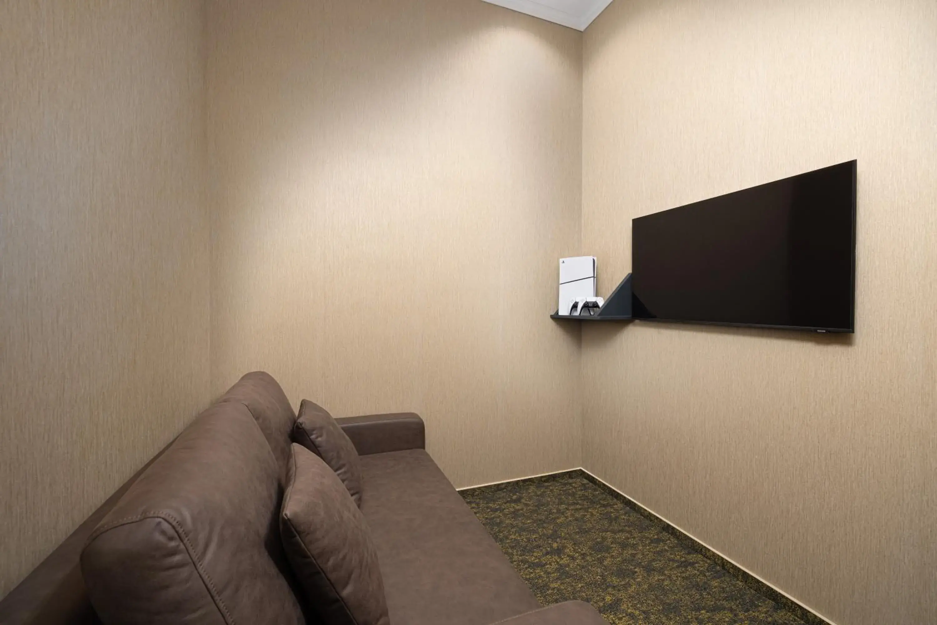 Double Gamer Grand Room in Hotel Allora Double Gamer Grand Room in Hotel Allora
