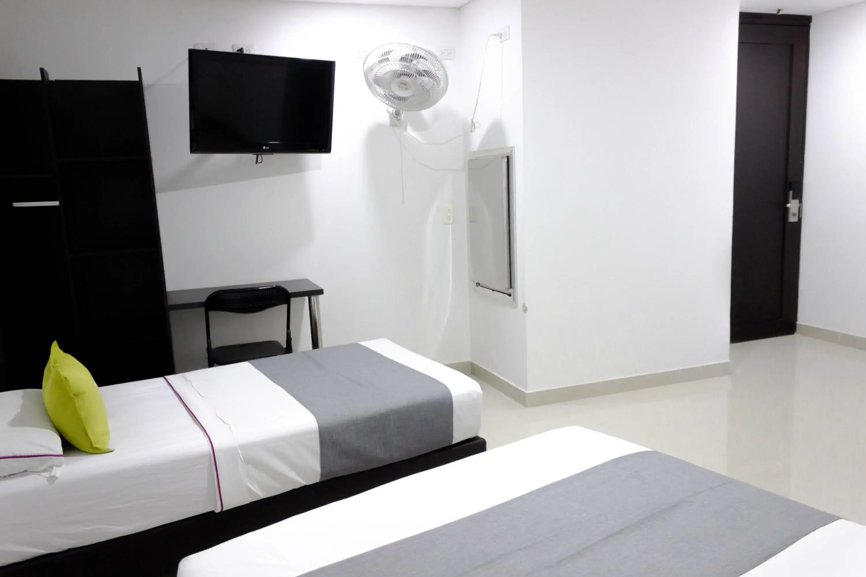 Budget Twin Room in 3H hotel centro histórico Budget Twin Room in 3H hotel centro histórico