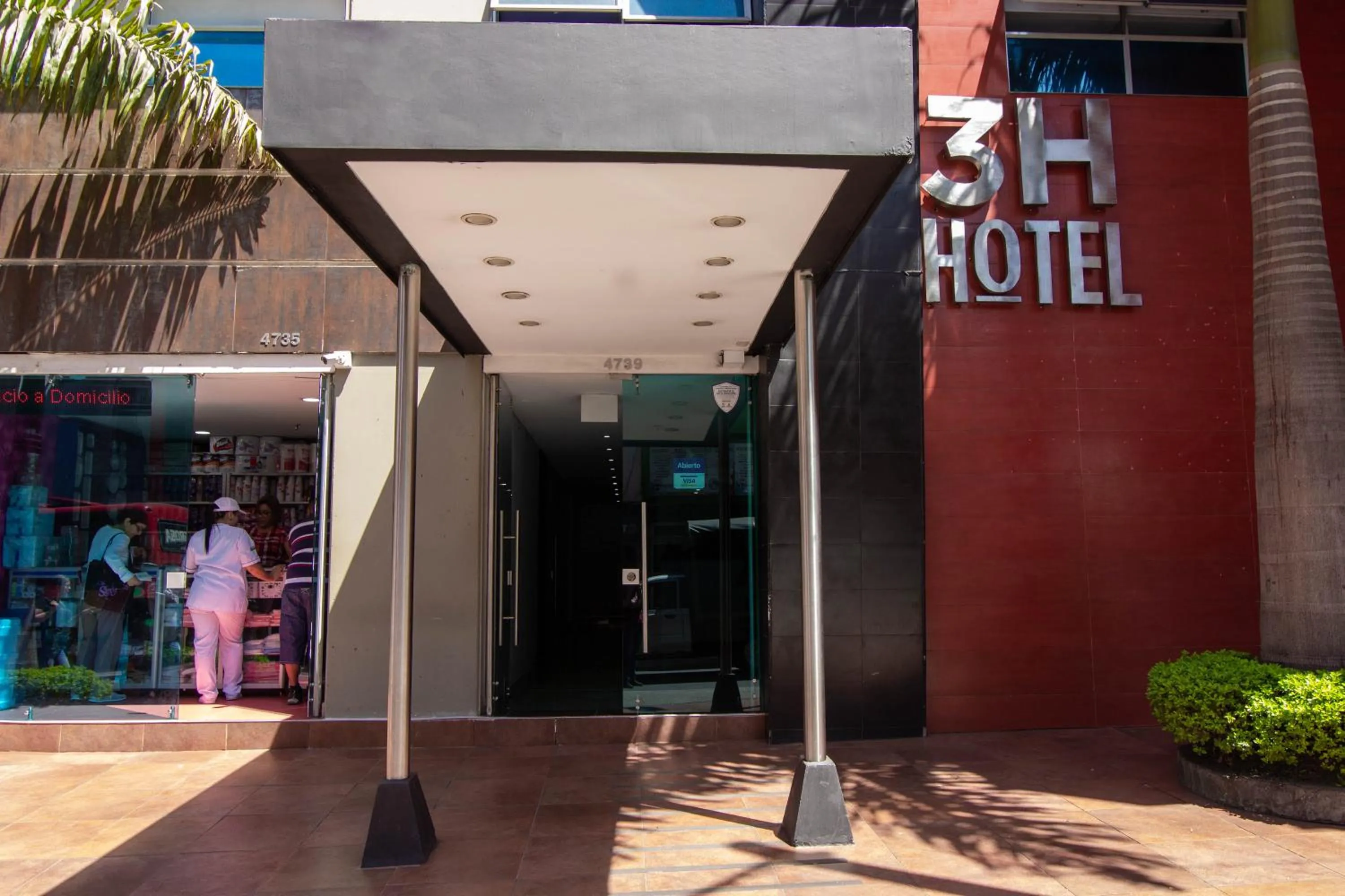 Facade/entrance in 3H hotel centro histórico