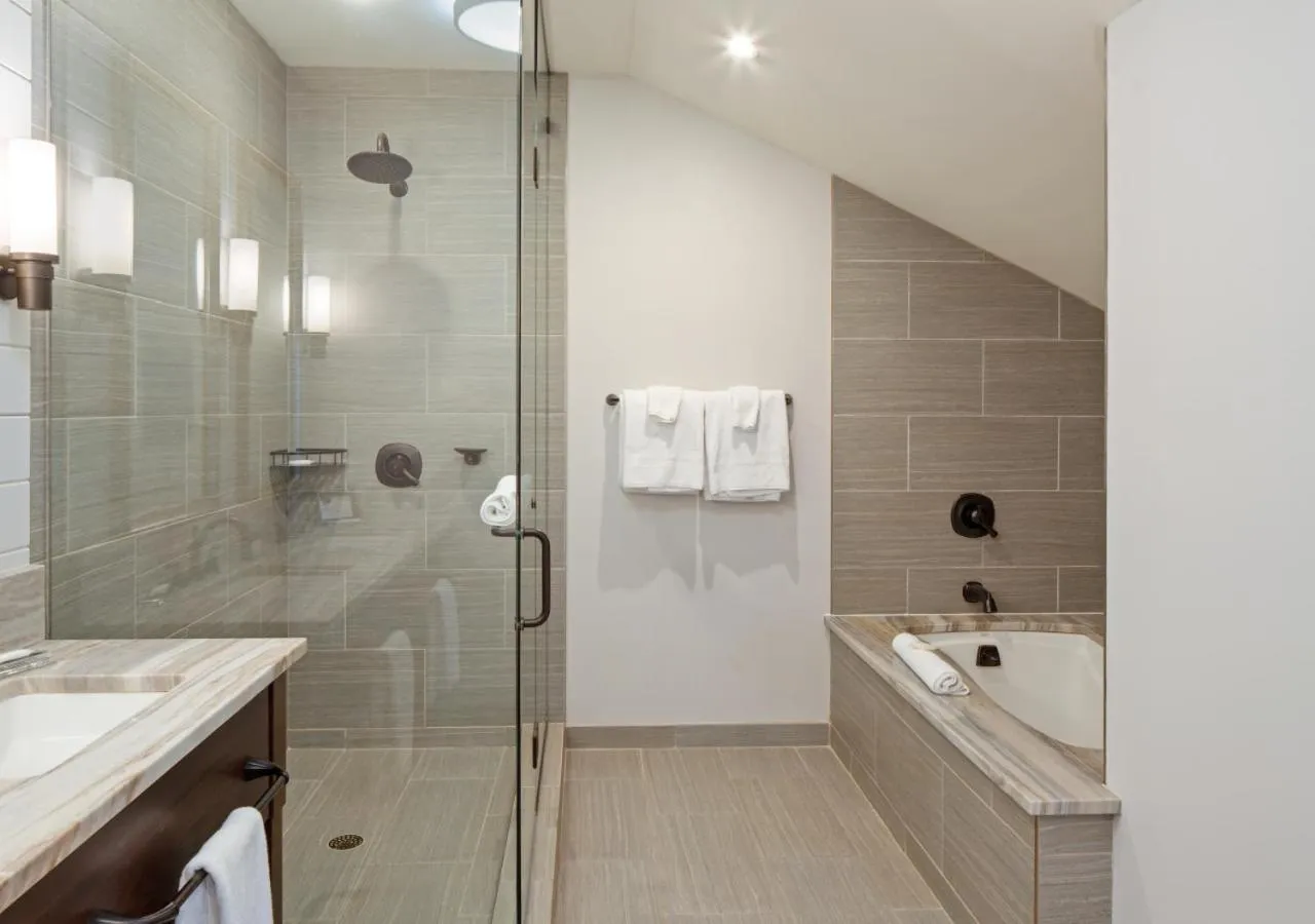 Bathroom in The Inn at Chesapeake Bay Beach Club