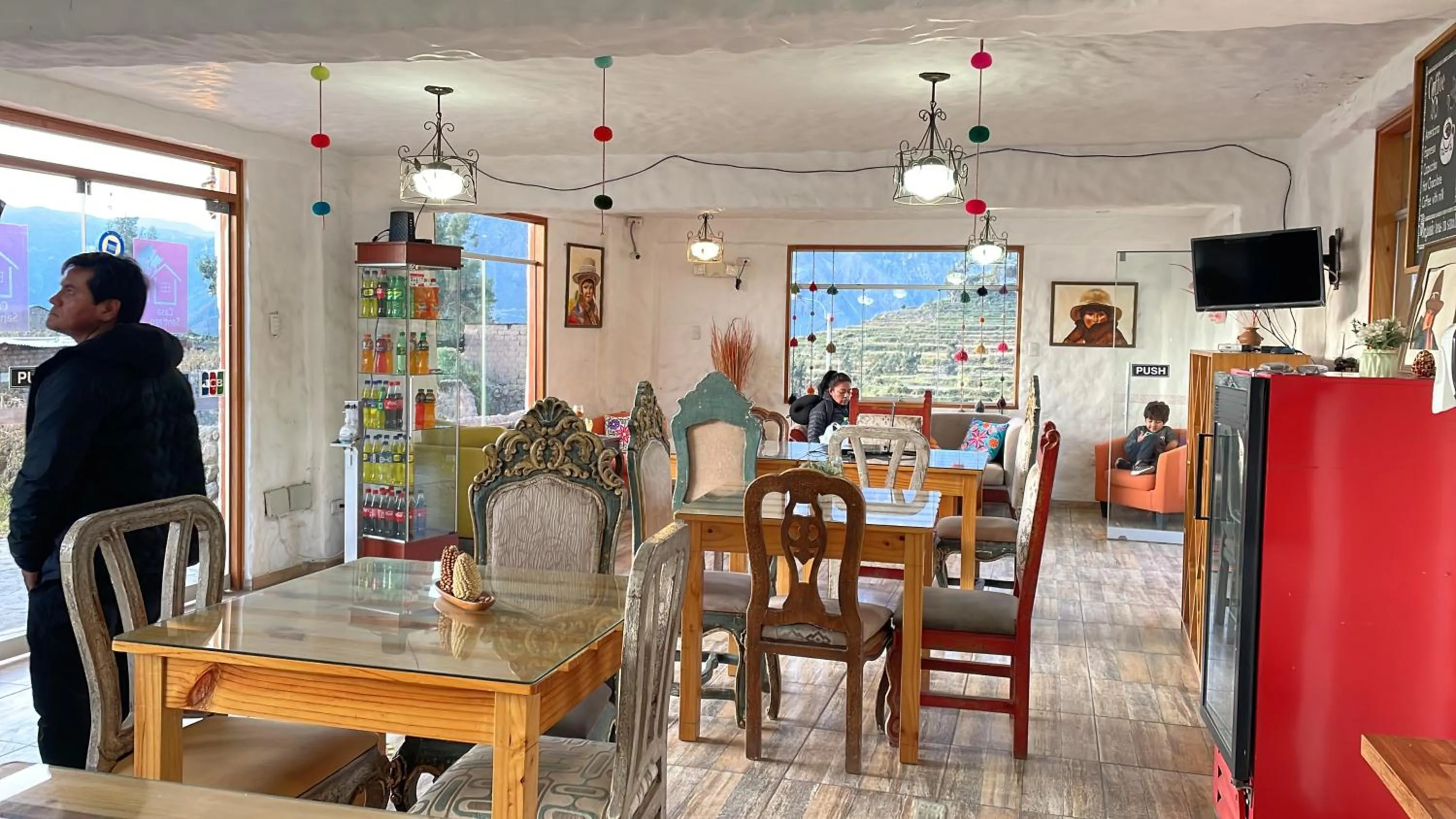 Restaurant/places to eat in La Casa de Santiago Hotel