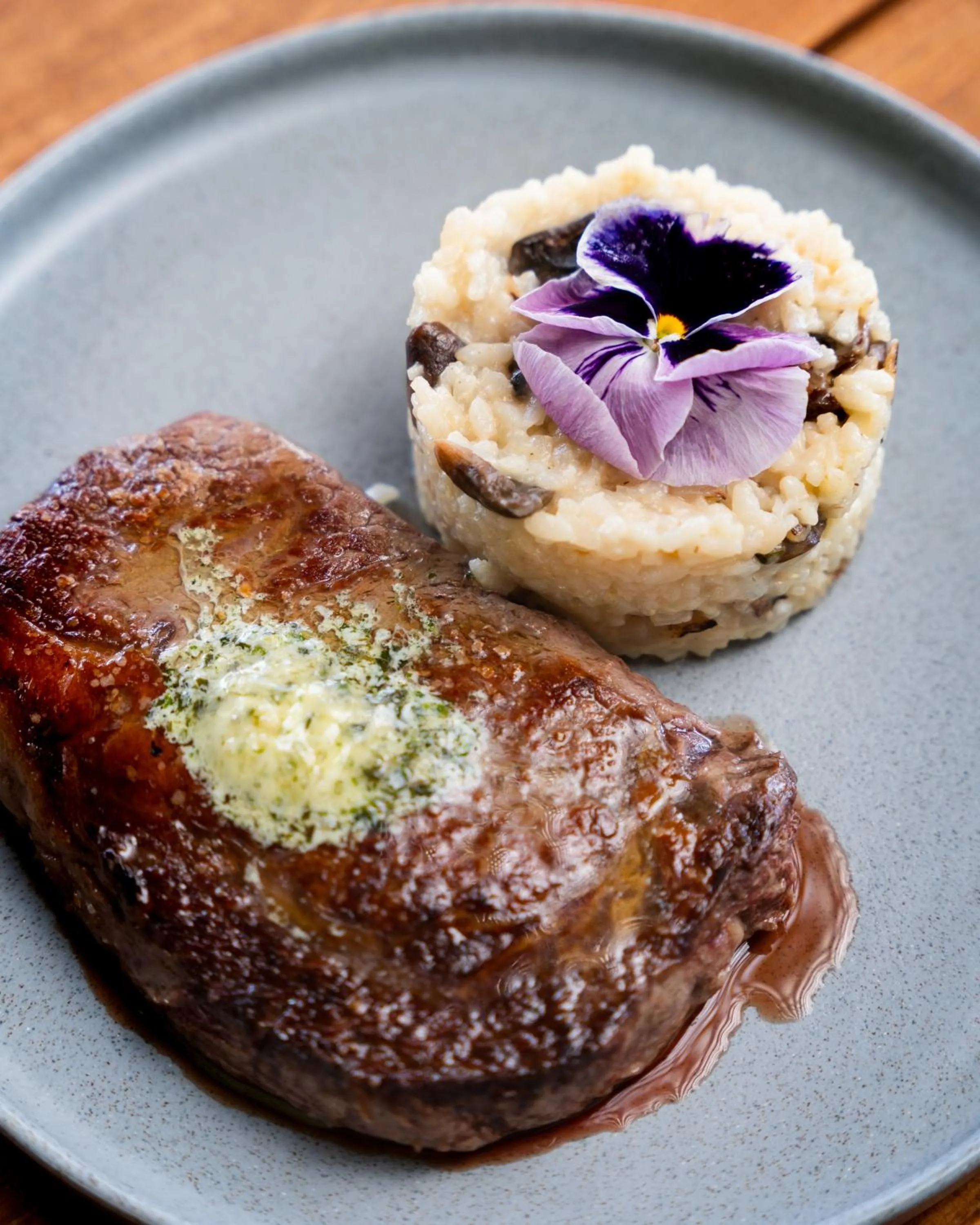 Restaurant/places to eat in Parguera Plaza Hotel - Adults Only