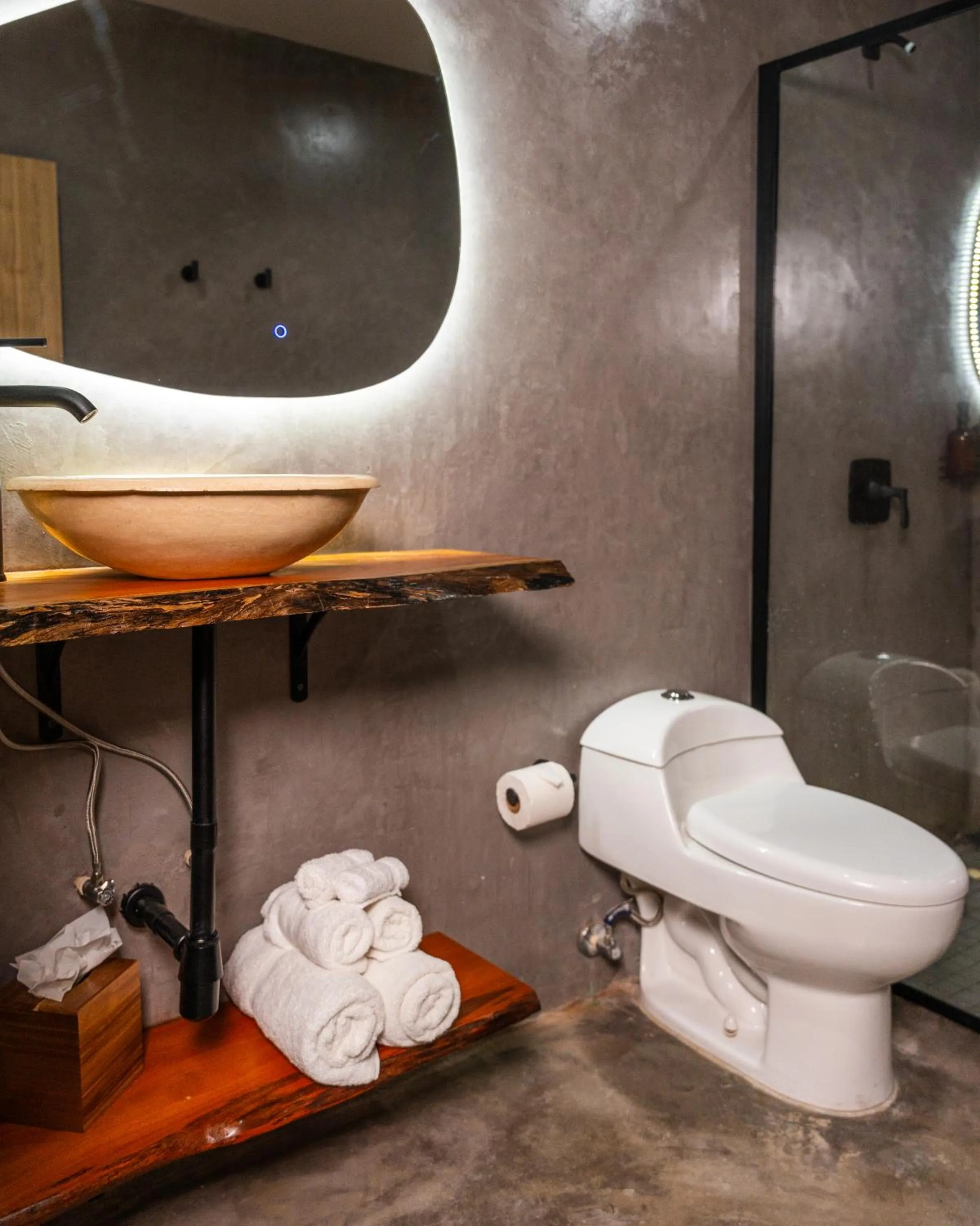 Toilet in Parguera Plaza Hotel - Adults Only