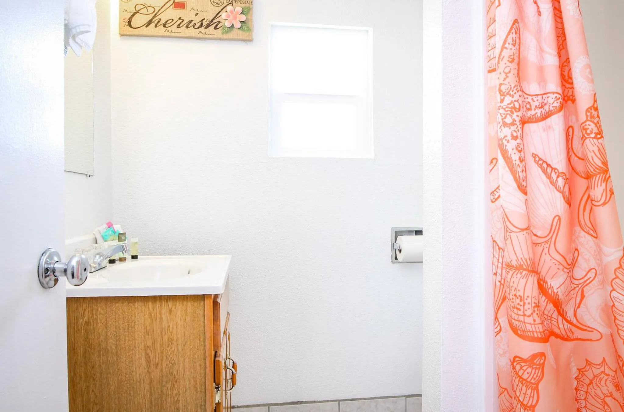 Bathroom in Baker City Motel & RV