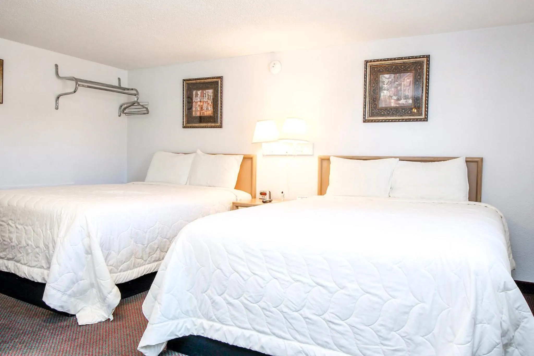 Photo of the whole room, Bed in Baker City Motel & RV