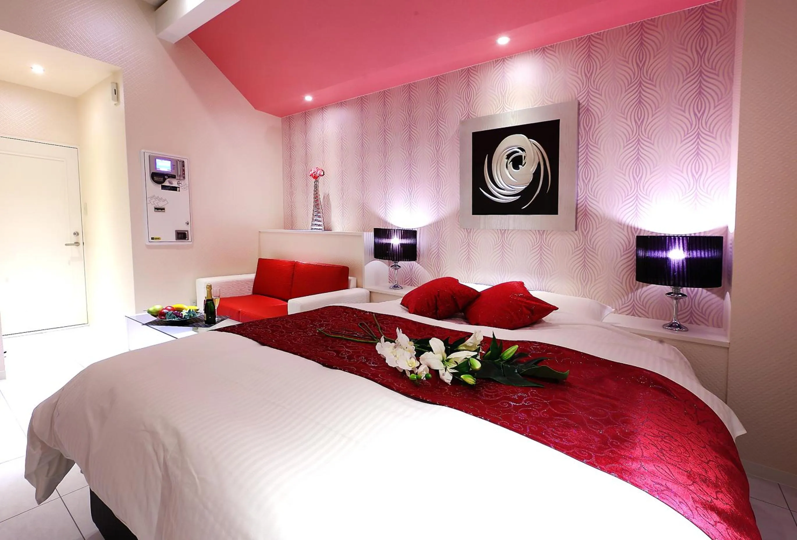 Bed in Hotel L'eclair (Adult Only)