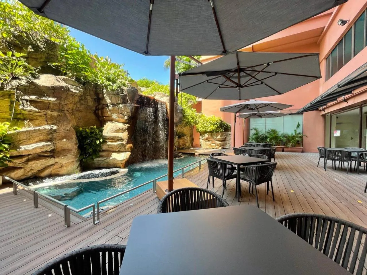 Patio in Great World Residences