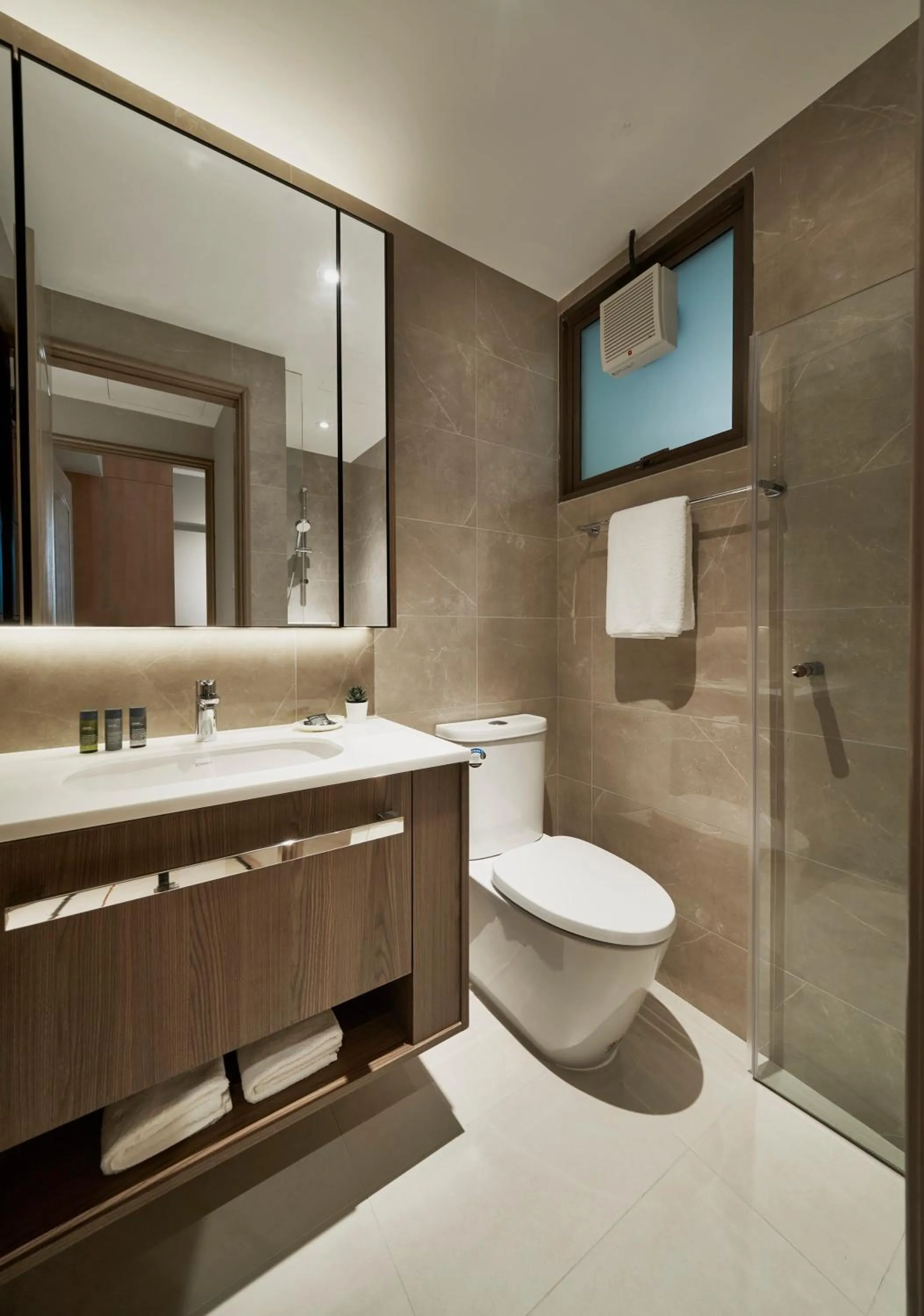 Shower in Great World Residences