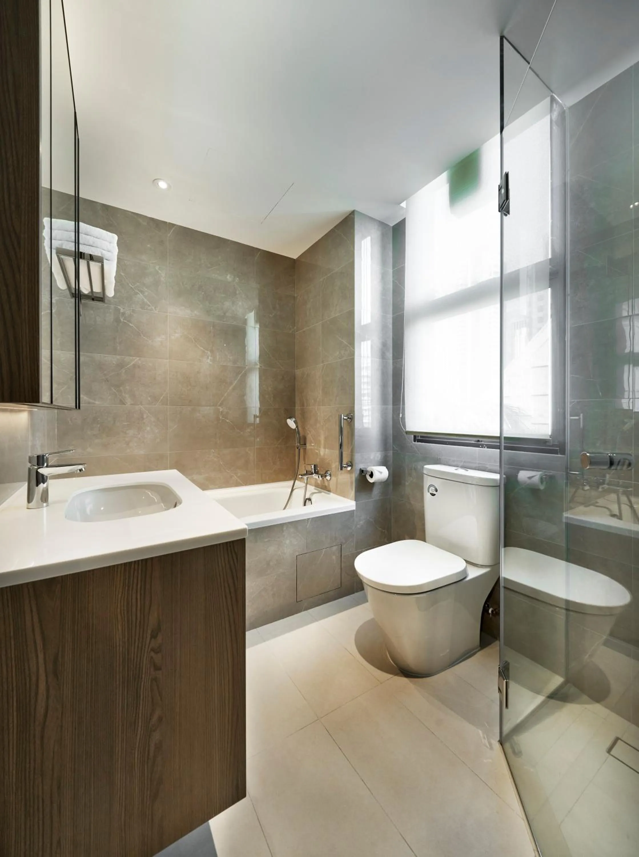 Toilet in Great World Residences