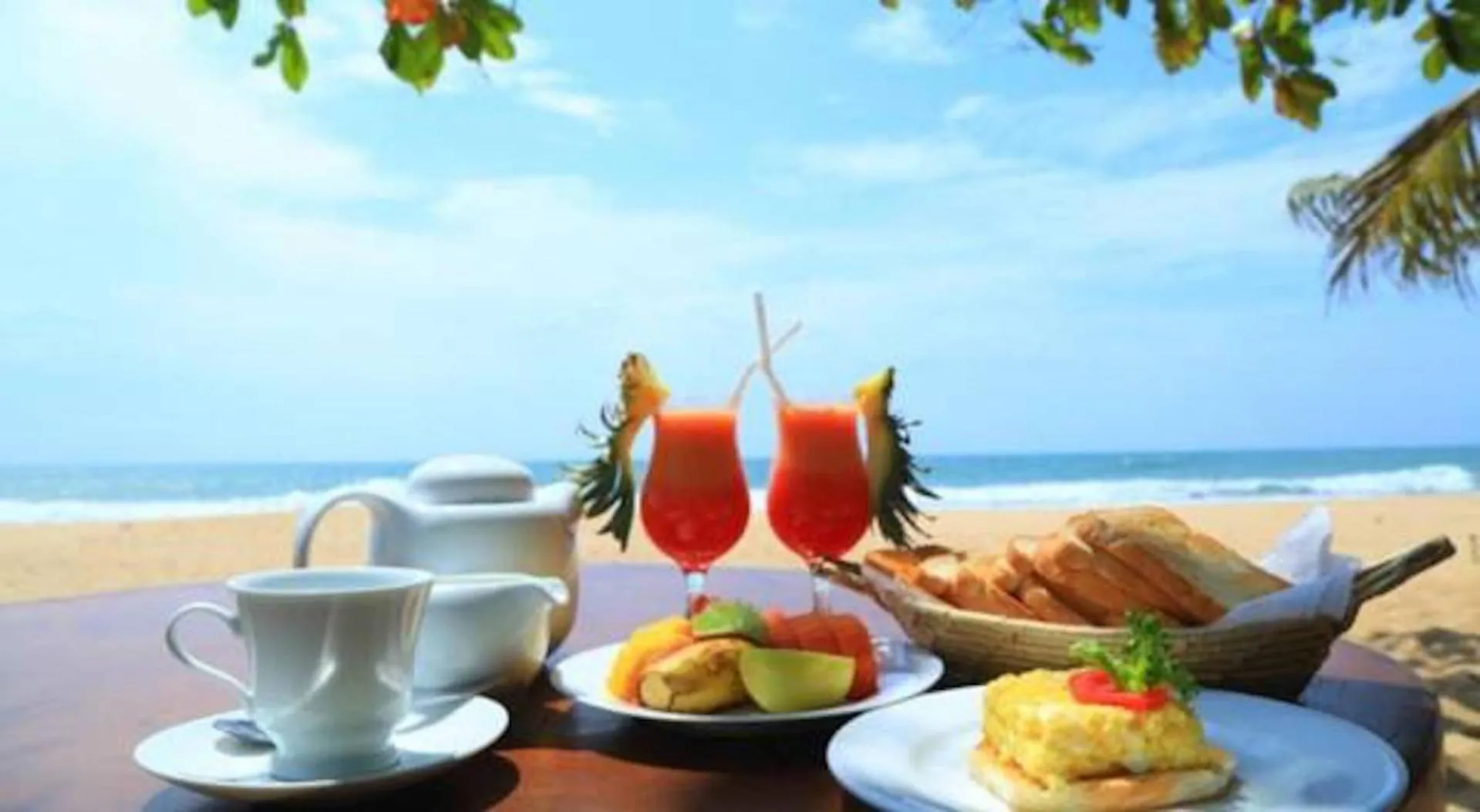 Coffee/tea facilities in Mangrove Beach Chalets