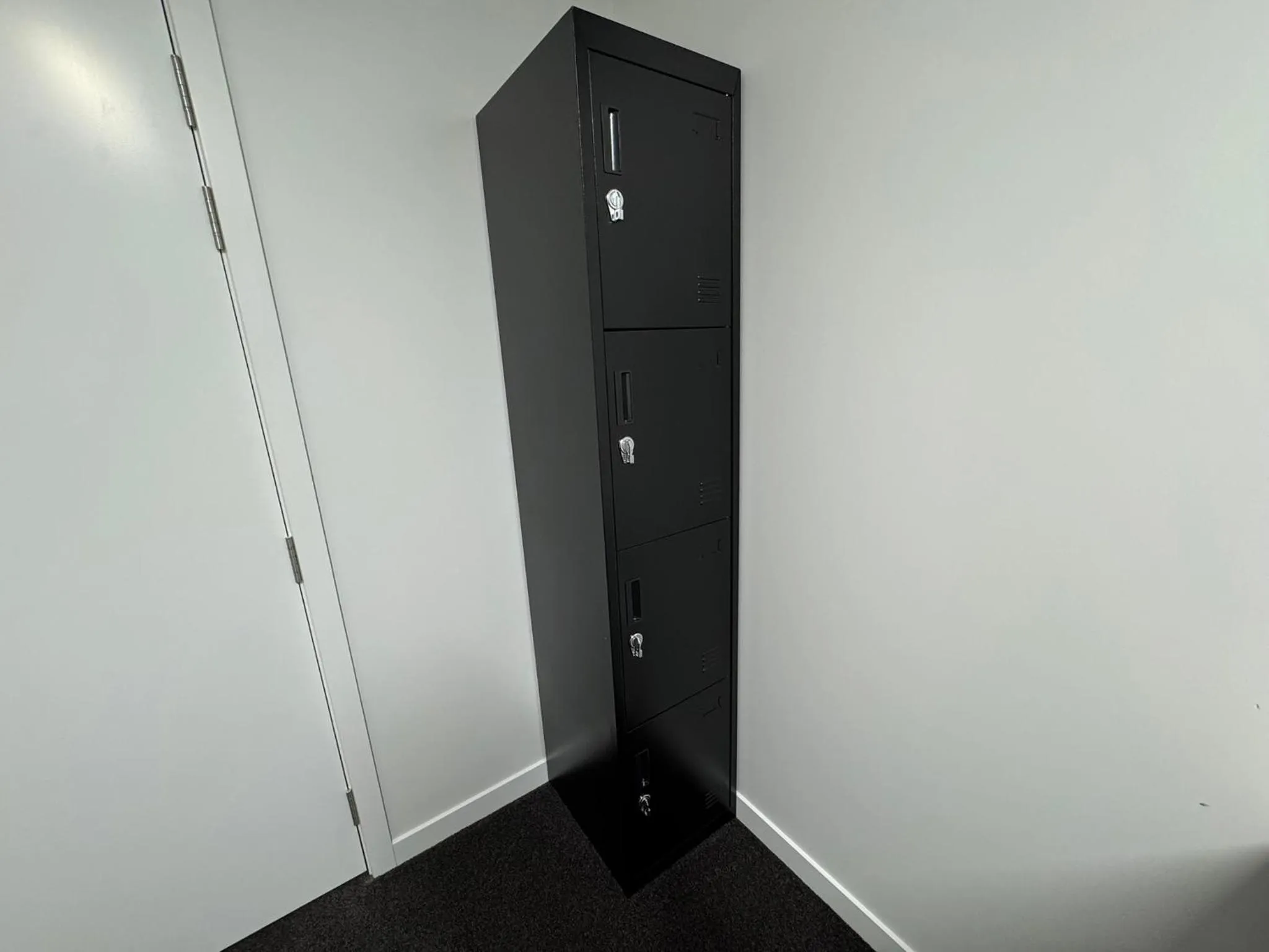 locker in Backpackers Central Hamilton