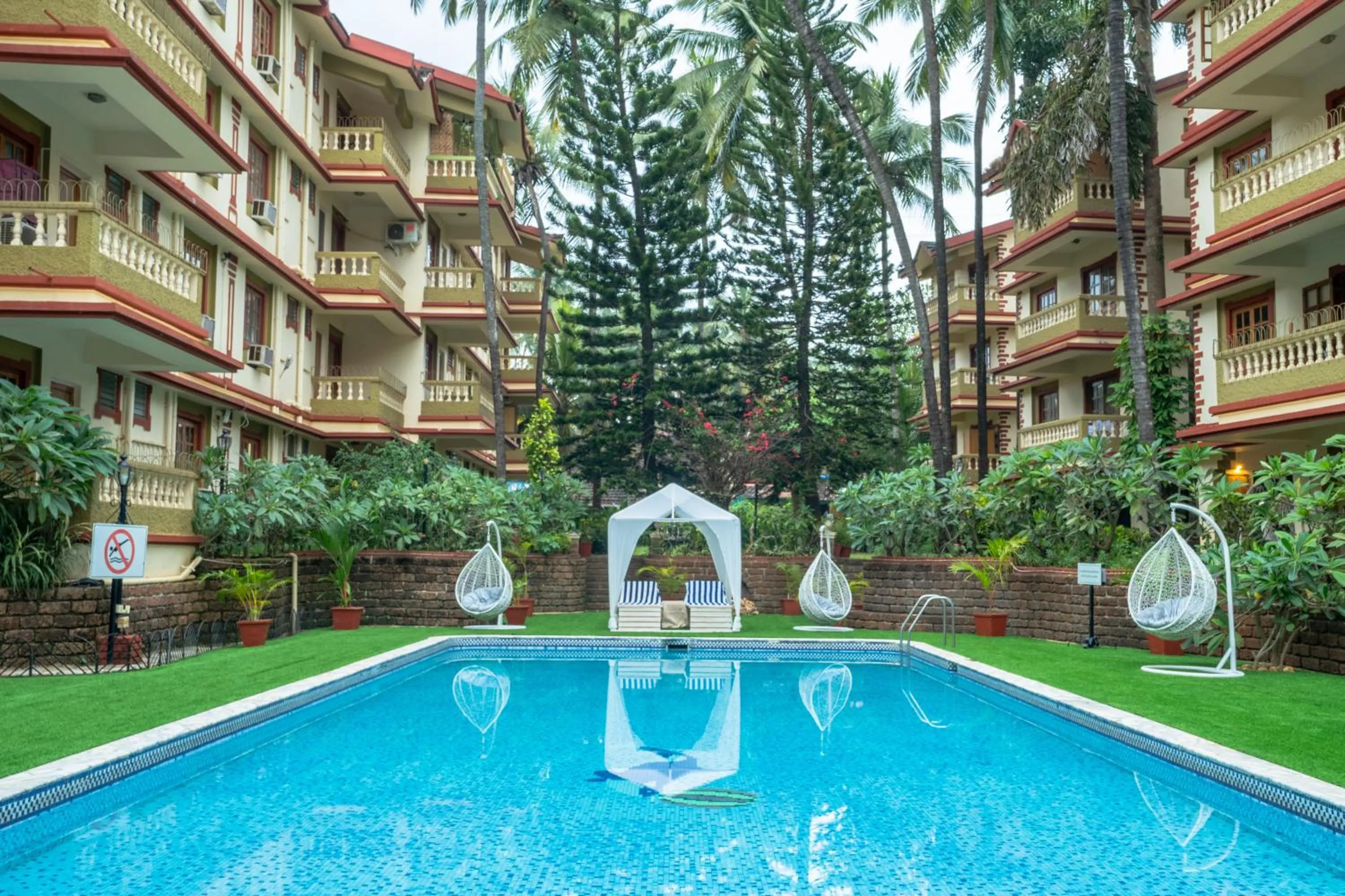 Property building in Lillywoods Highland Beach Resort- Candolim